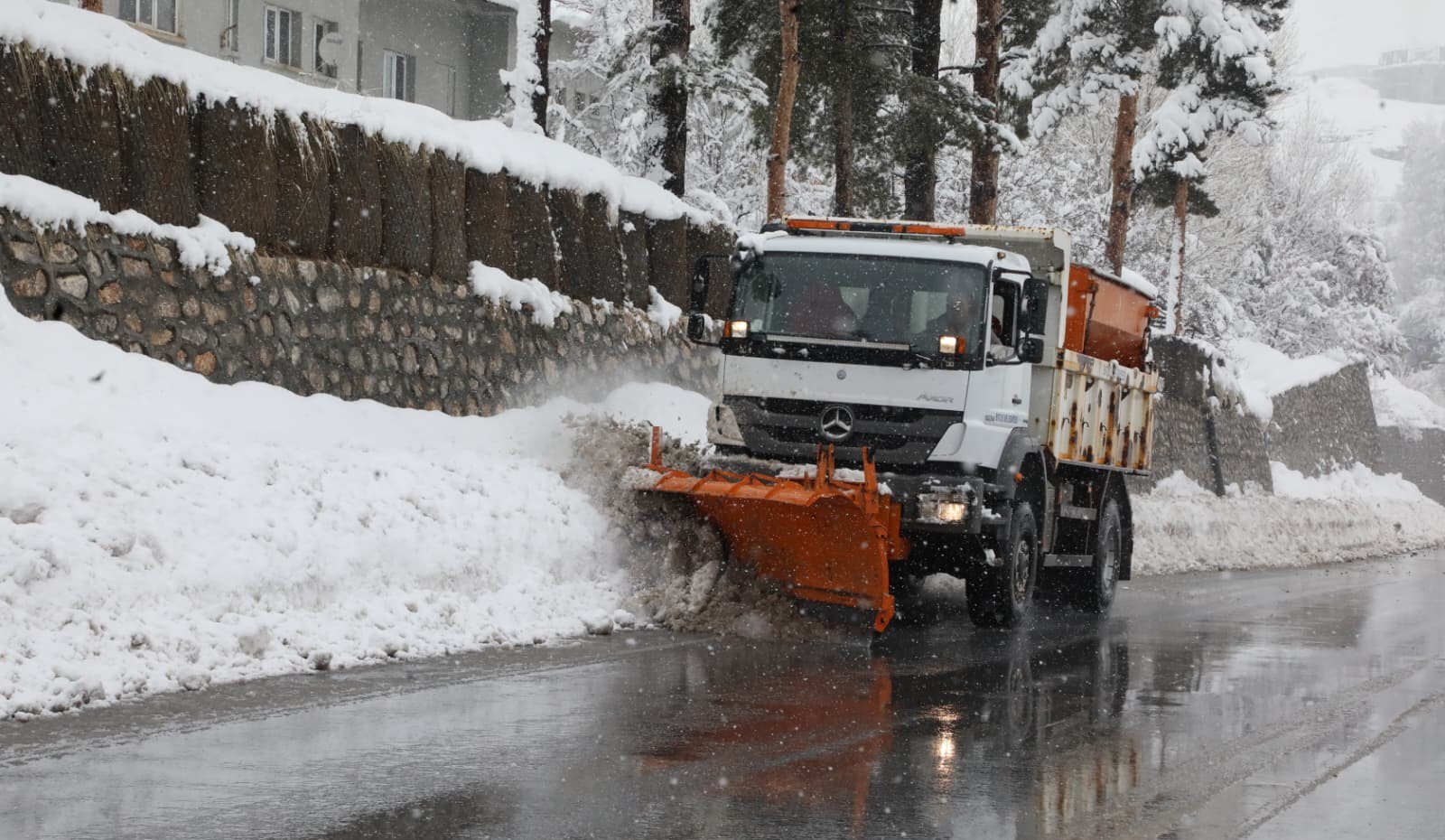 Bitlis yüksek kesimler kar kalınlığı