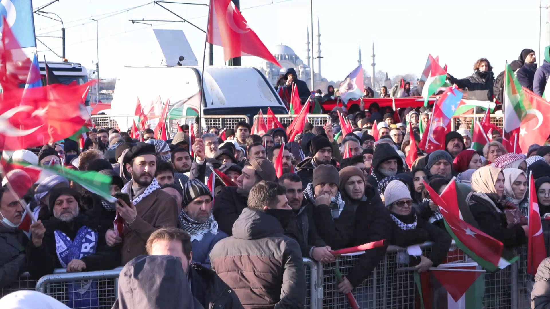 Bilal Erdoğan konuşma yapıyor