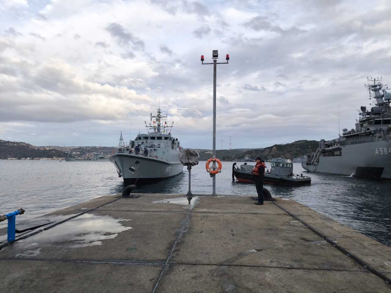 TCG Üsteğmen Arif Ekmekçi komuta gemisi