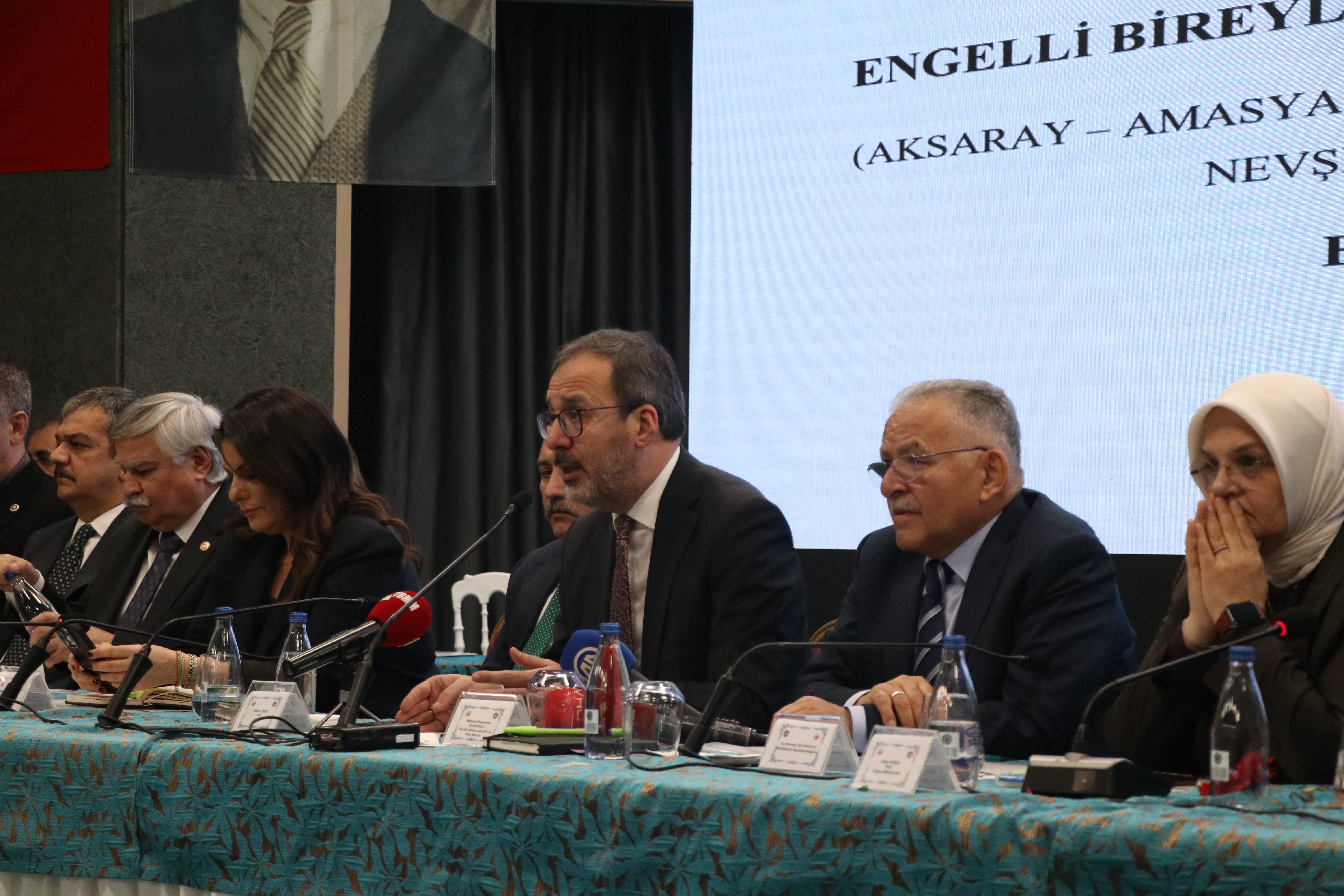 TBMM Engelli Komisyonu toplantı katılımcıları