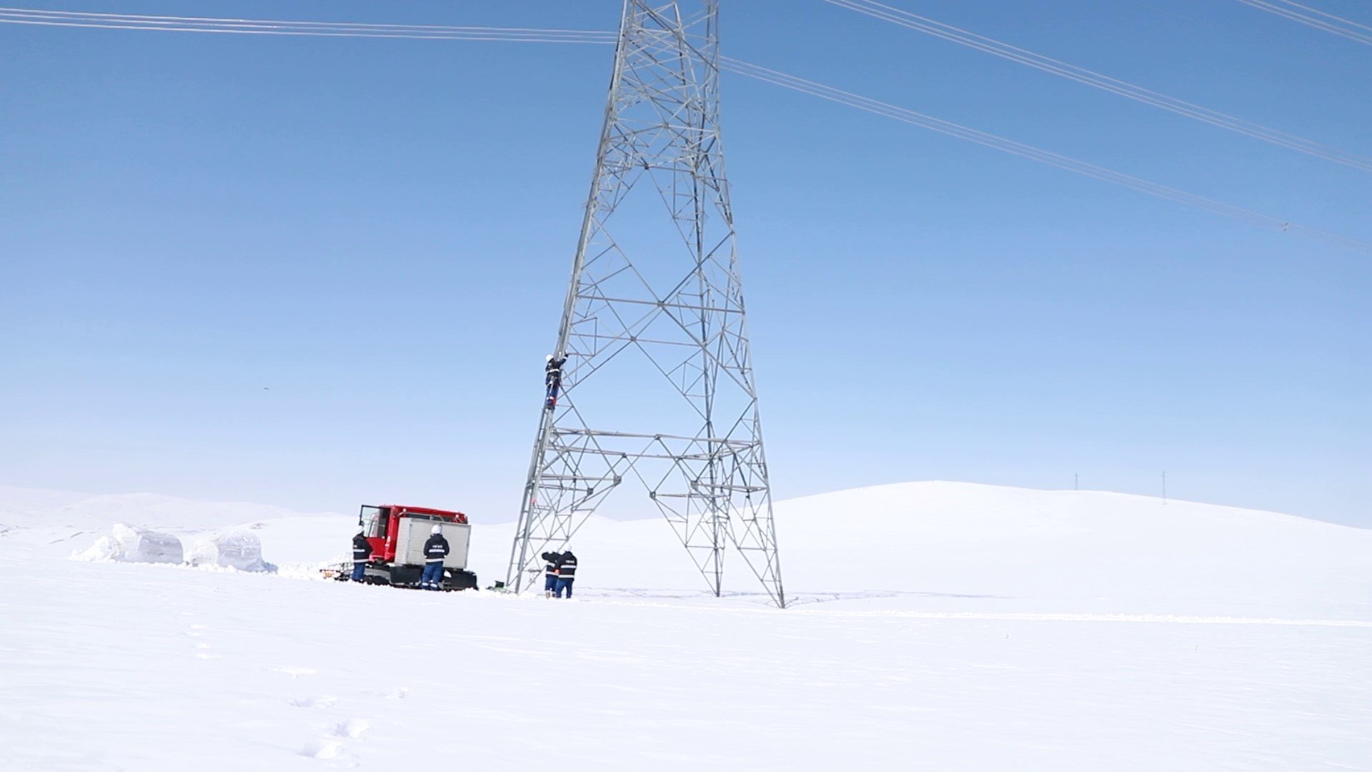 TEİAŞ ekipleri kış şartlarında