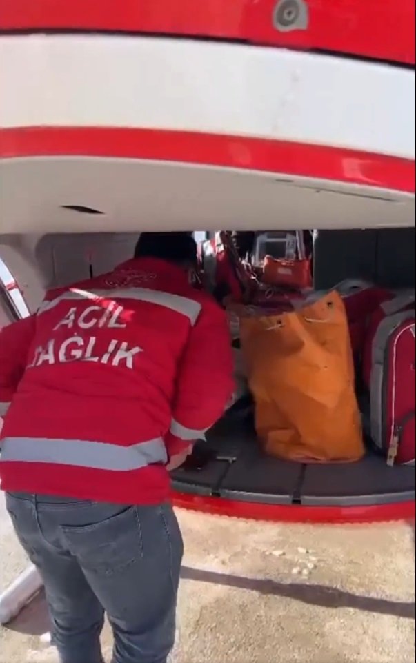 Sağlık Bakanı Kemal Memişoğlu açıklama yapıyor