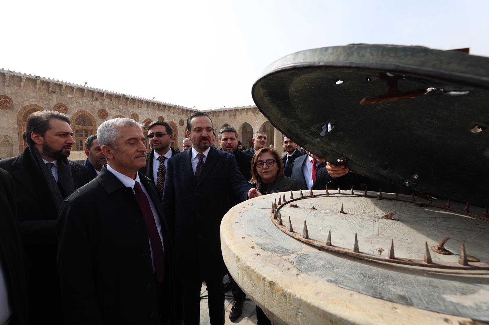 Mehmet Tahmazoğlu açıklama yapıyor