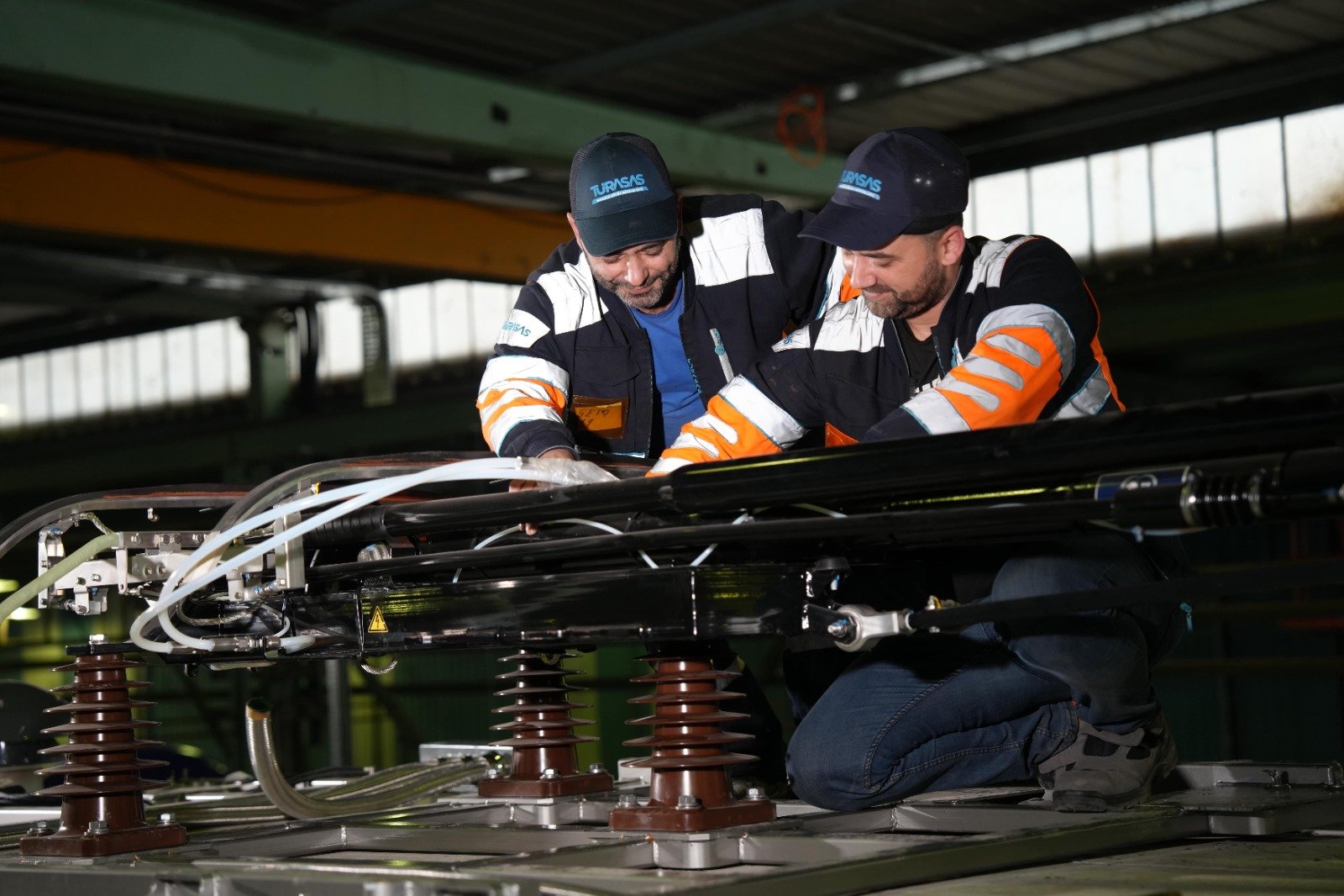 Milli elektrikli hızlı tren seti üretim hattı