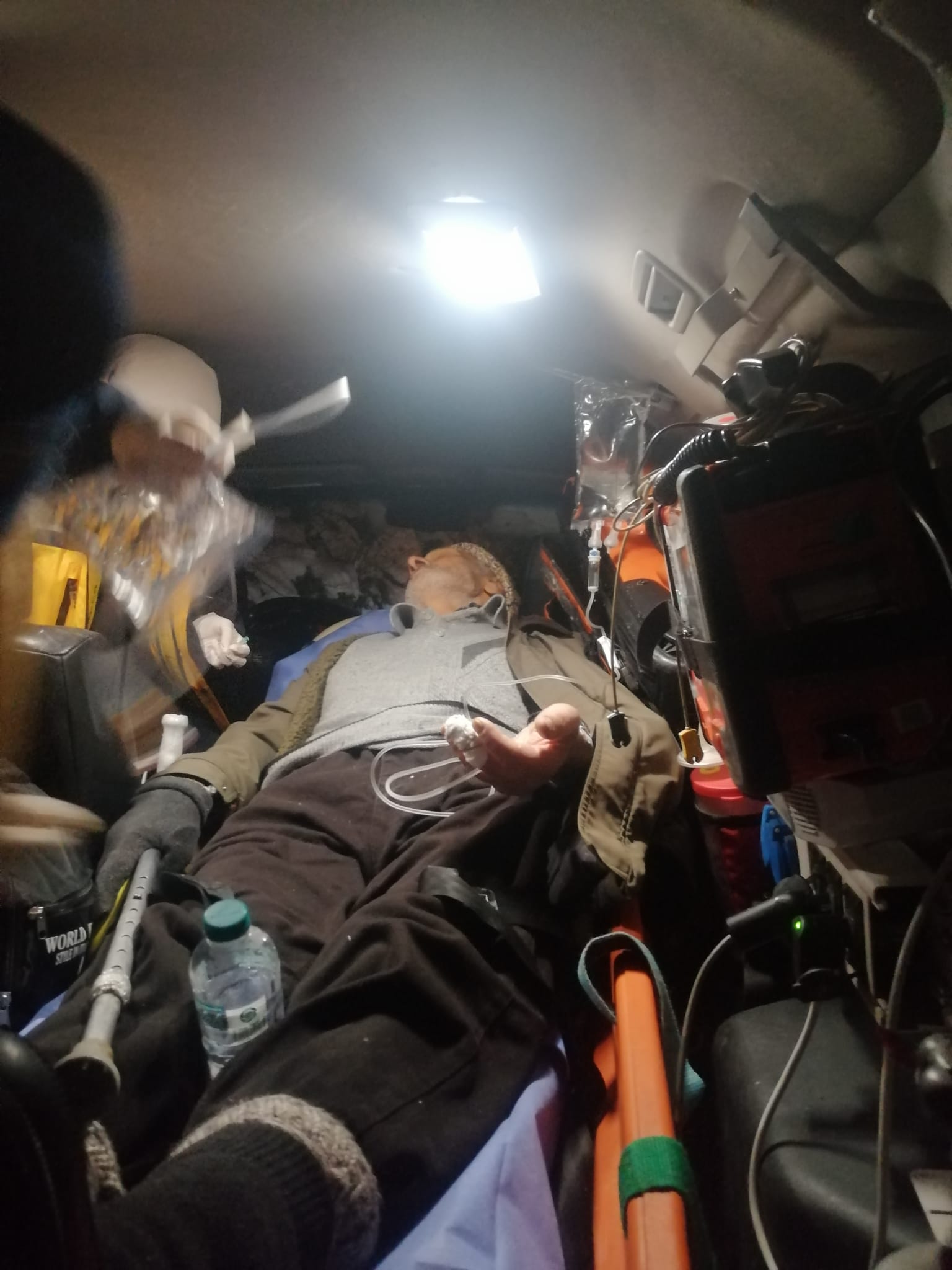 Borçka Düzenli köyü kar altında