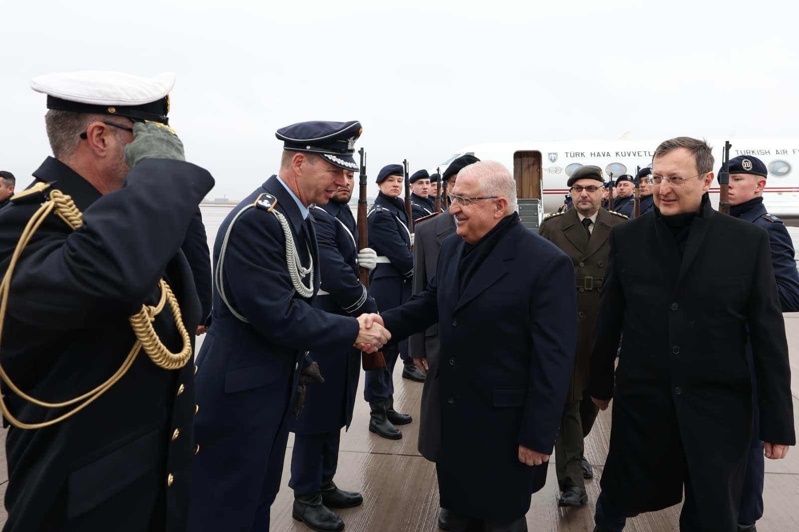 Almanya Savunma Bakanı Boris Pistorius