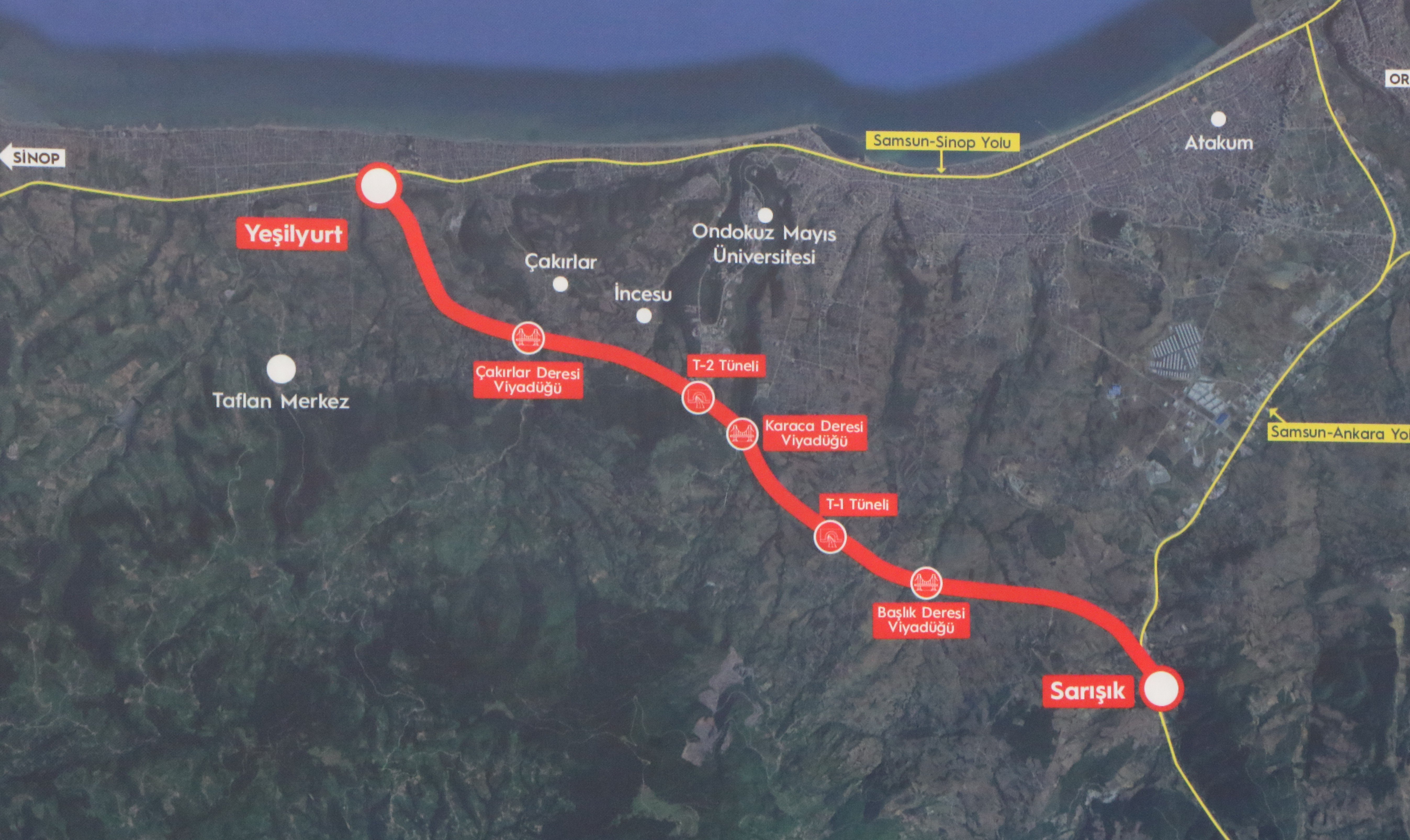 Bakan Abdulkadir Uraloğlu konuşma yapıyor