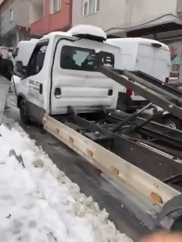Bağcılar kar yağışı ambulans kurtarma operasyonu