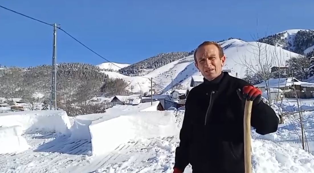 Hakan Öztürk açıklama yapıyor