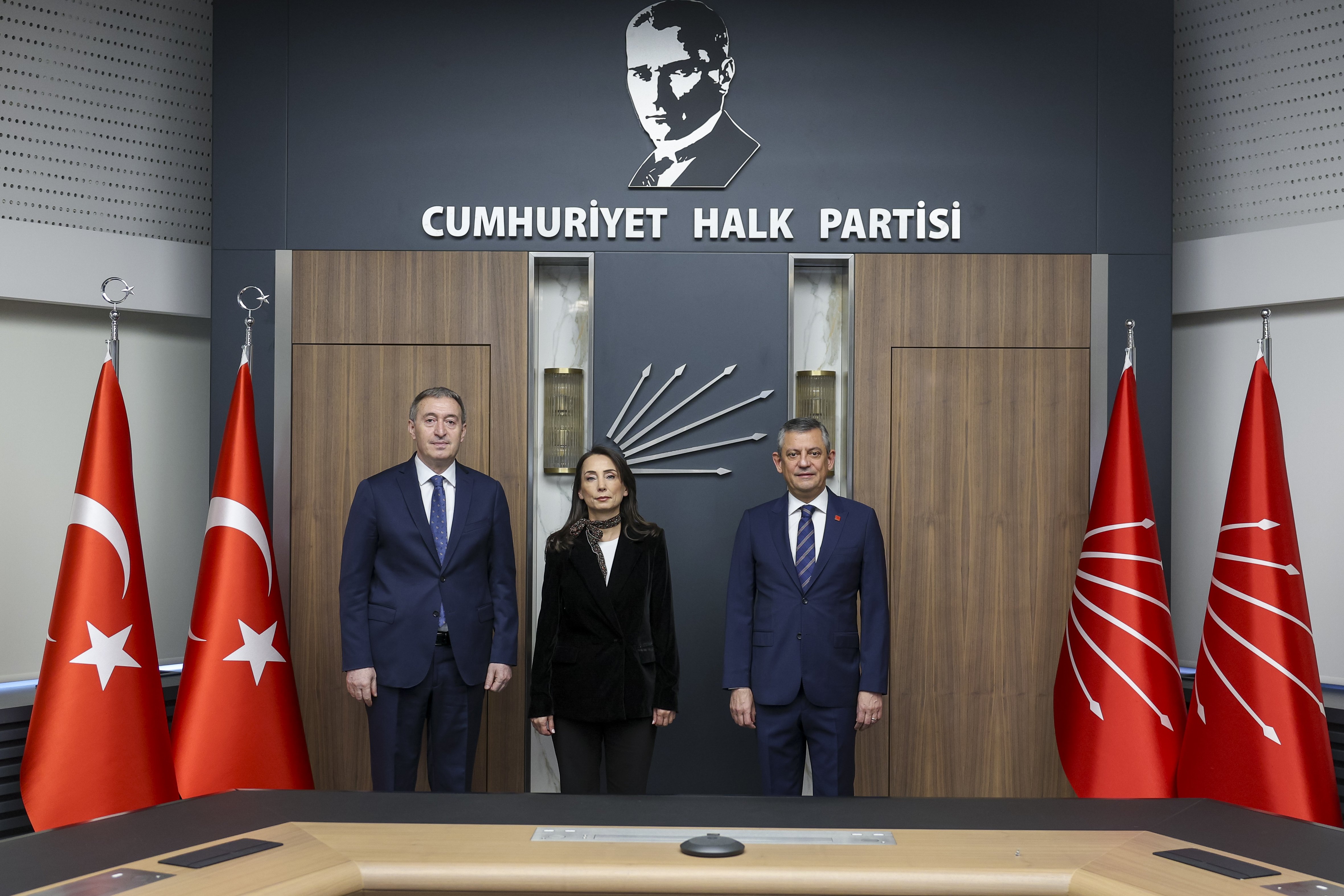 Özgür Özel basın açıklaması