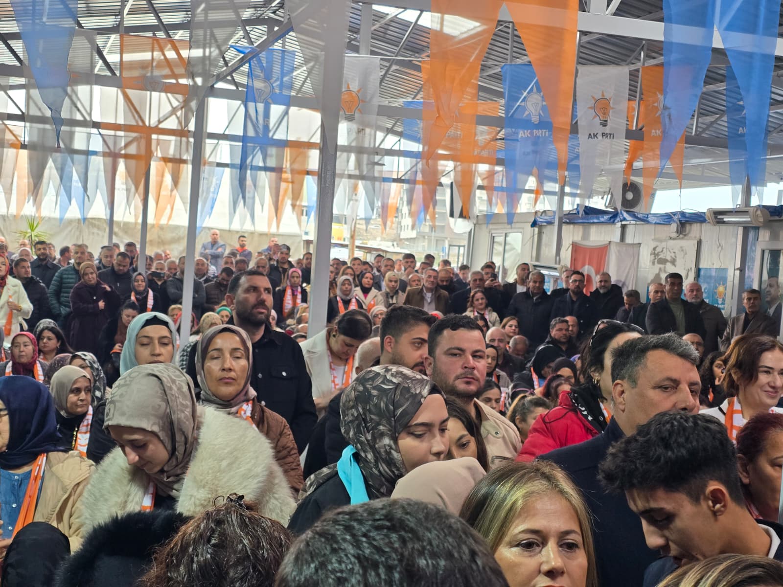 Enerji Bakanı Alparslan Bayraktar konuşma yapıyor