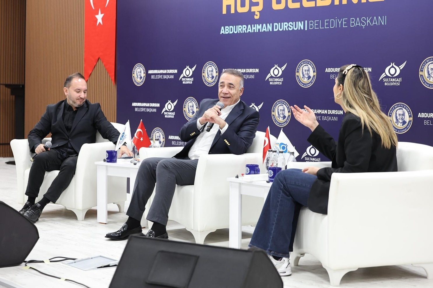 Sultangazi Belediye Başkanı Abdurrahman Dursun gençlerle buluşuyor