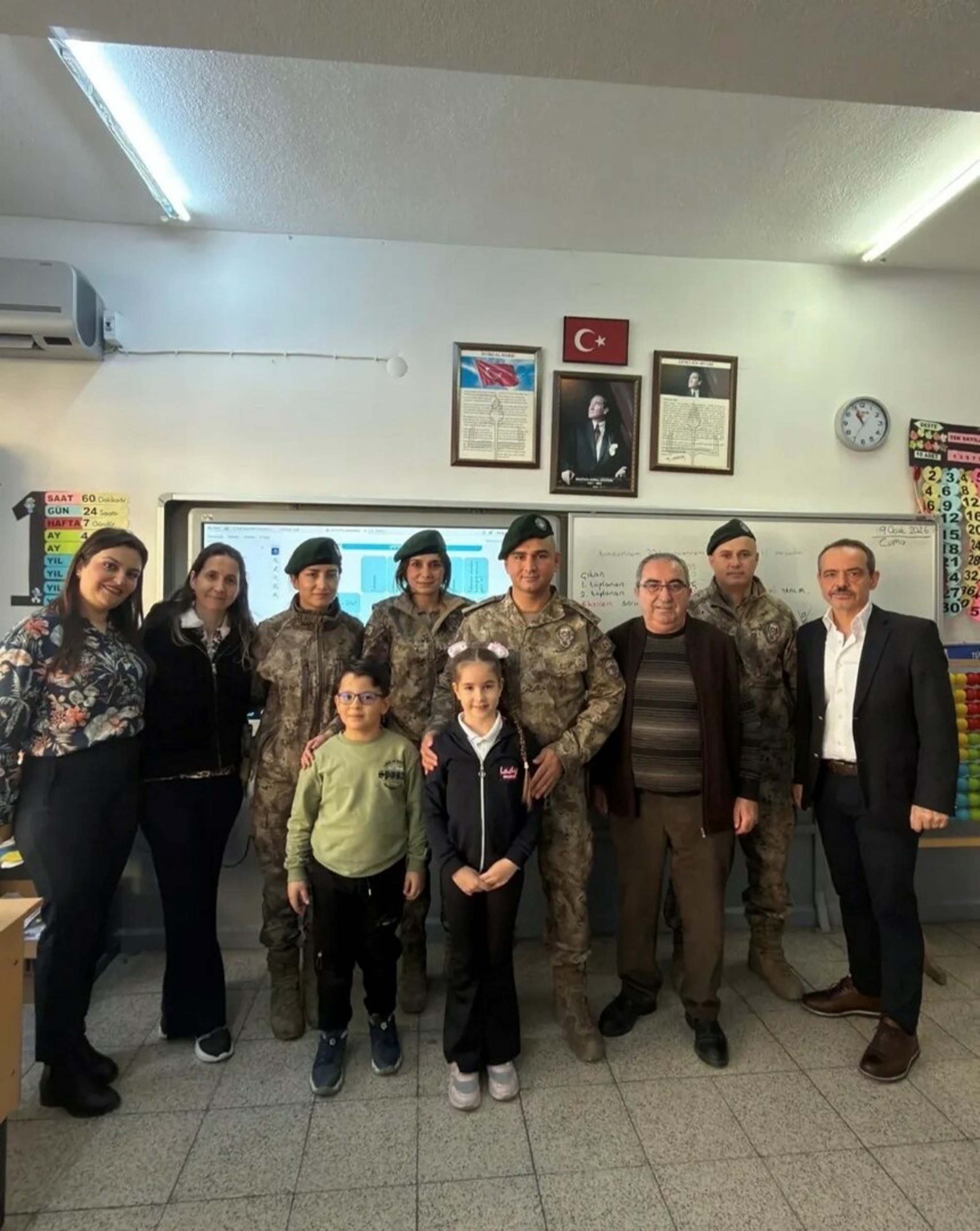 Anne Gülçimen Aygün teşekkür ediyor