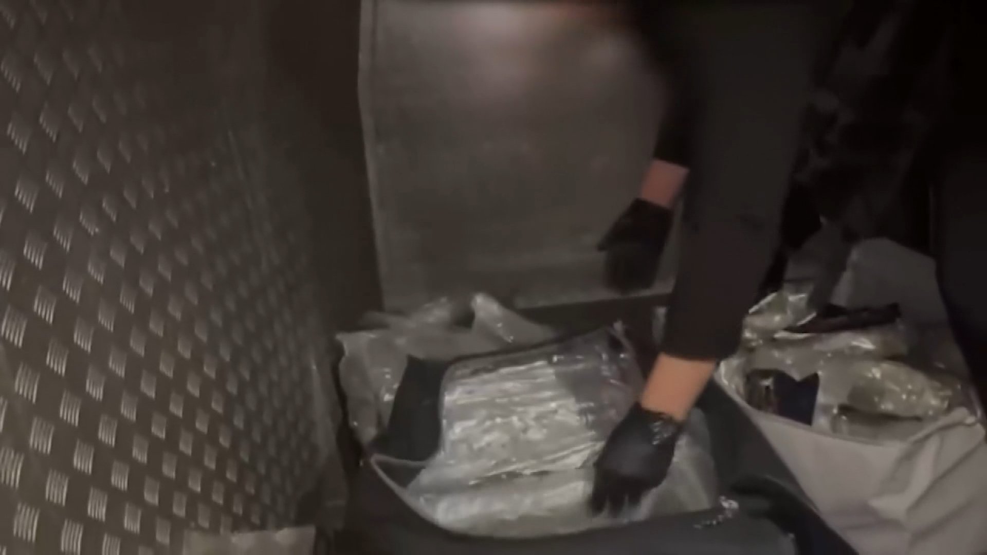 Uyuşturucu operasyonunda ele geçirilen sentetik uyuşturucu