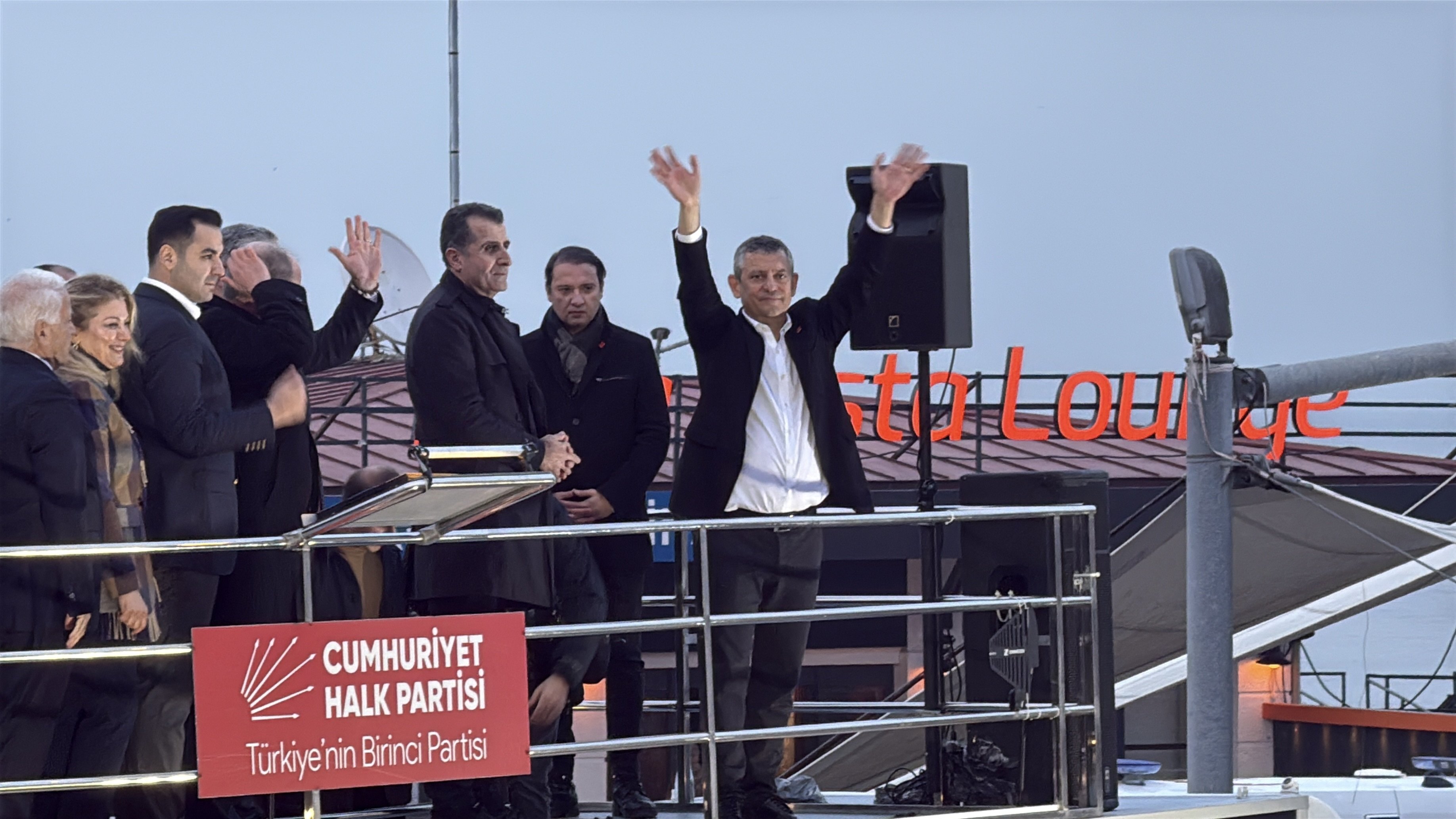 CHP Mitingi Kalabalık