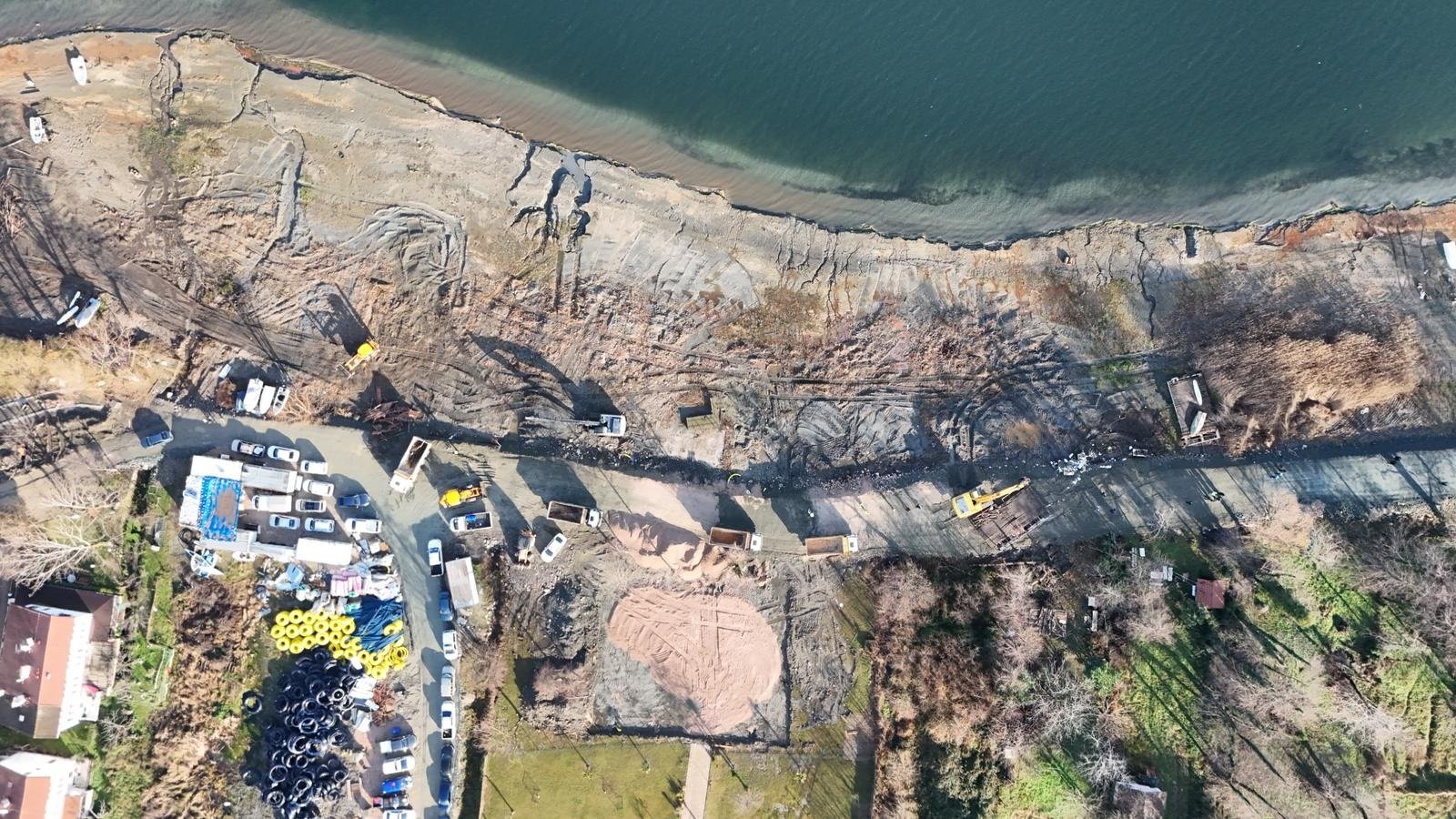 Sapanca Gölü Kaçak Yapı Yıkımı