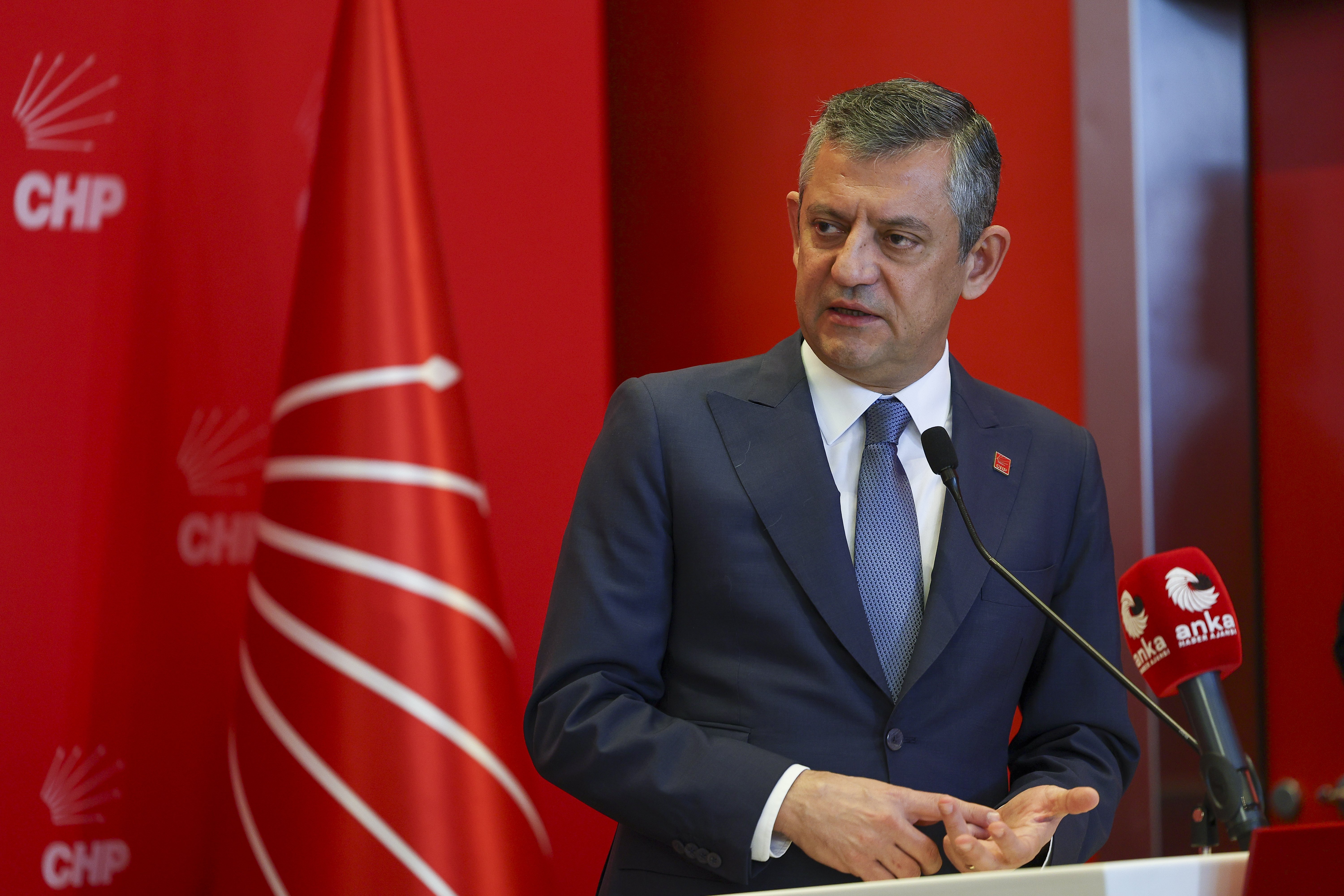 Özgür Özel ve Sıla Usar İncirli görüşme sonrası