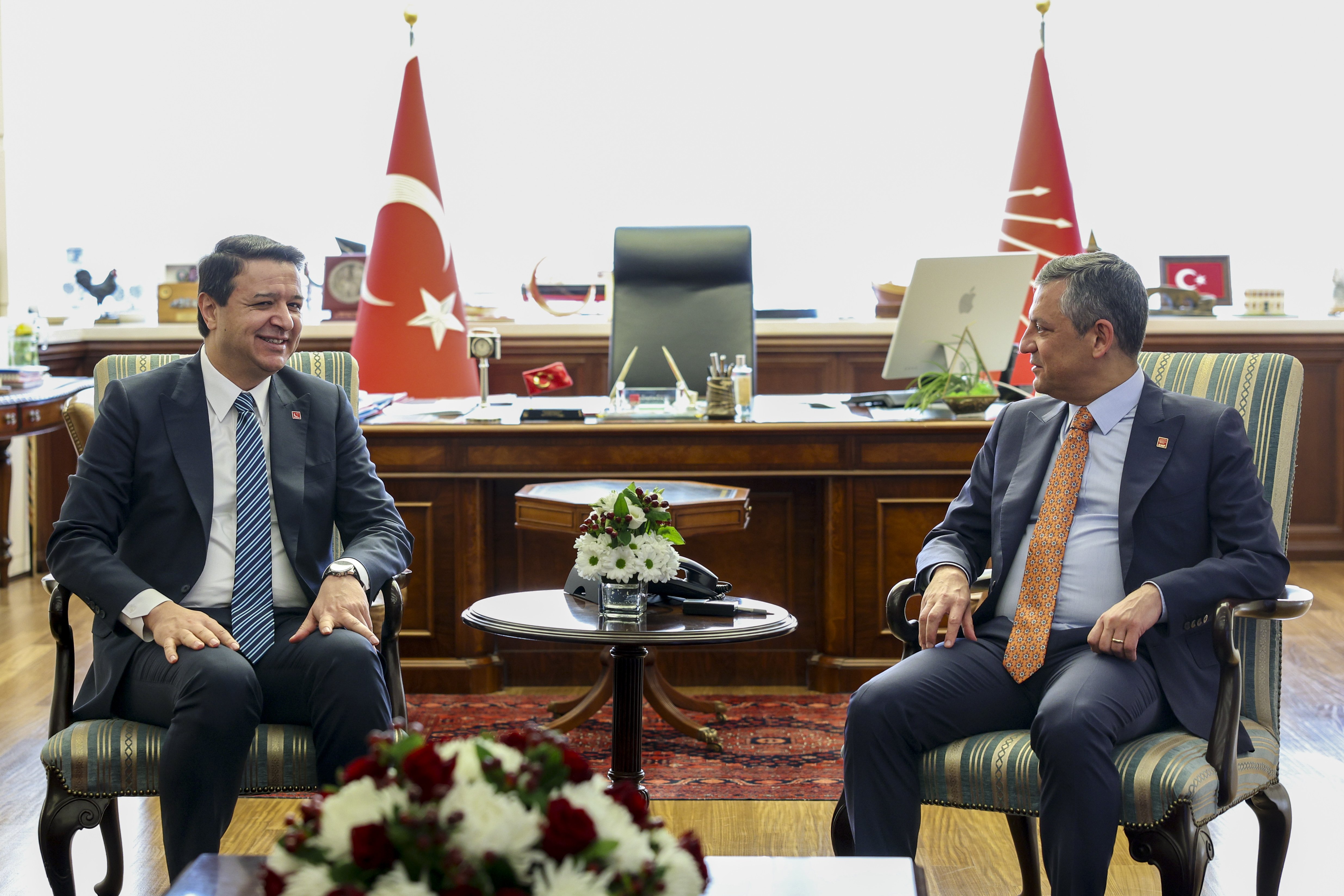 Özgür Özel basın açıklaması