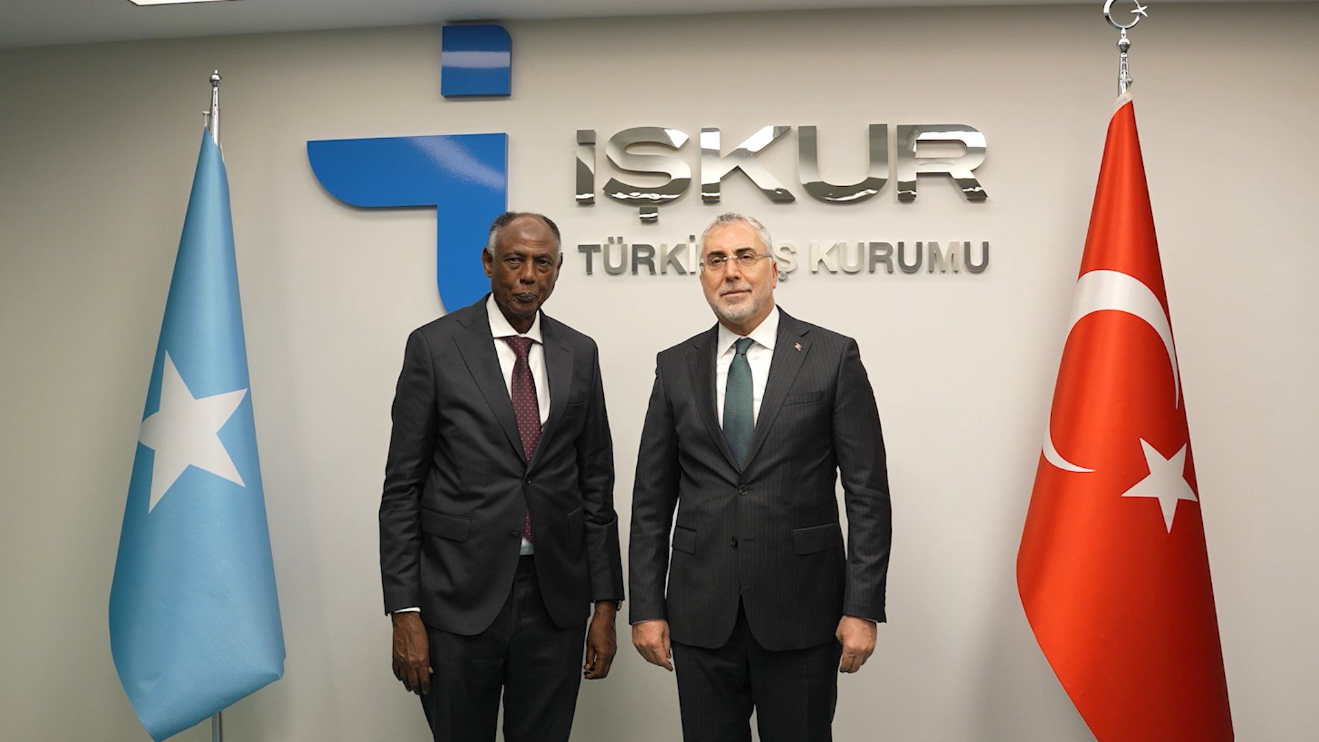 Vedat Işıkhan Somali heyeti ile toplantı