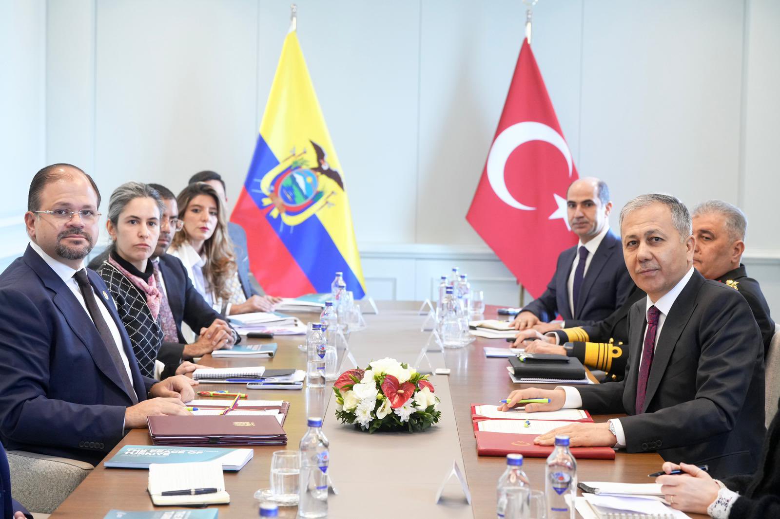 İçişleri Bakanı Ali Yerlikaya Ekvadorlu mevkidaşı ile görüşüyor