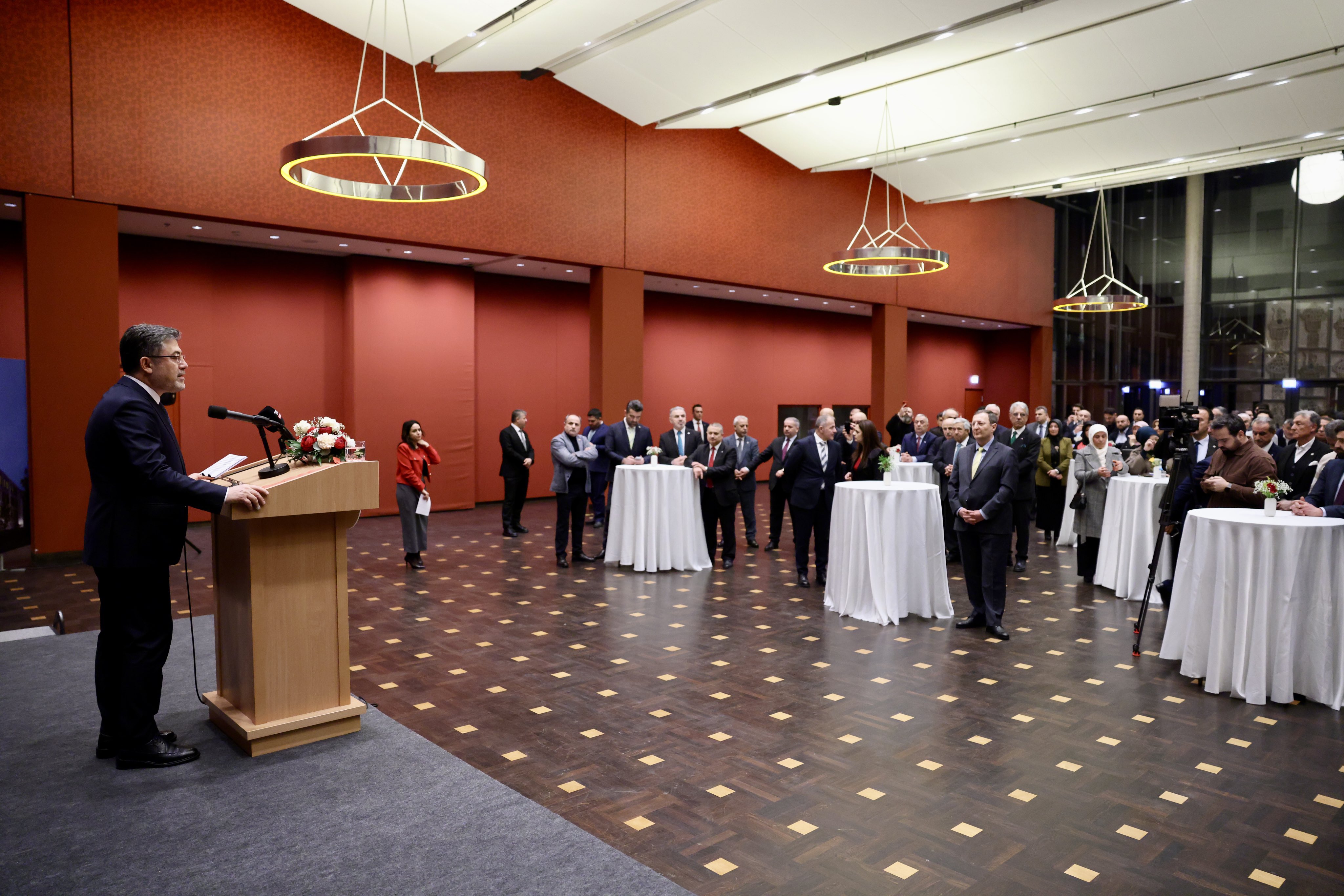 Bakan İbrahim Yumaklı Berlin Büyükelçiliği