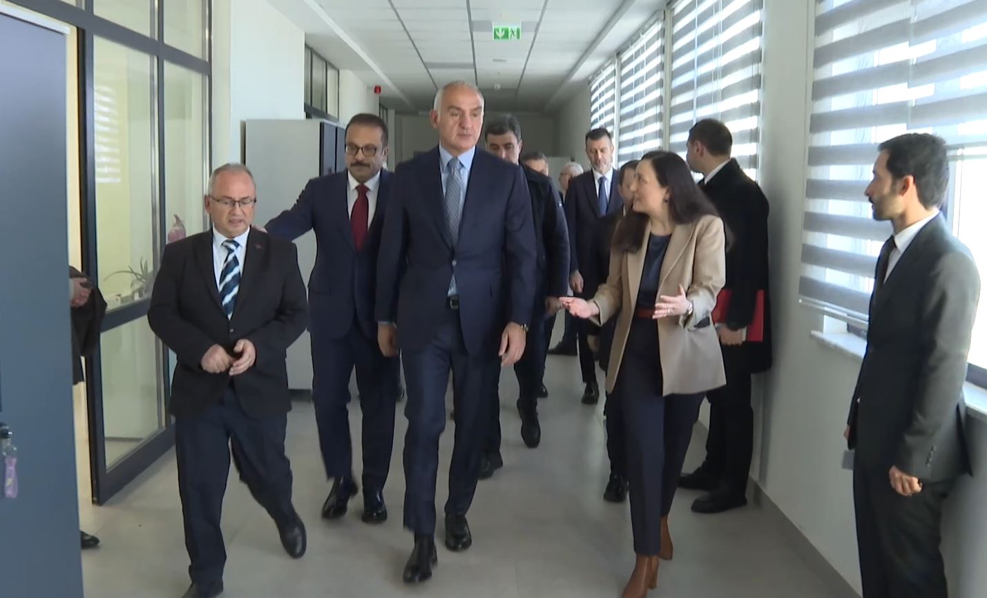 Bakan Mehmet Nuri Ersoy Konservasyon Laboratuvarı