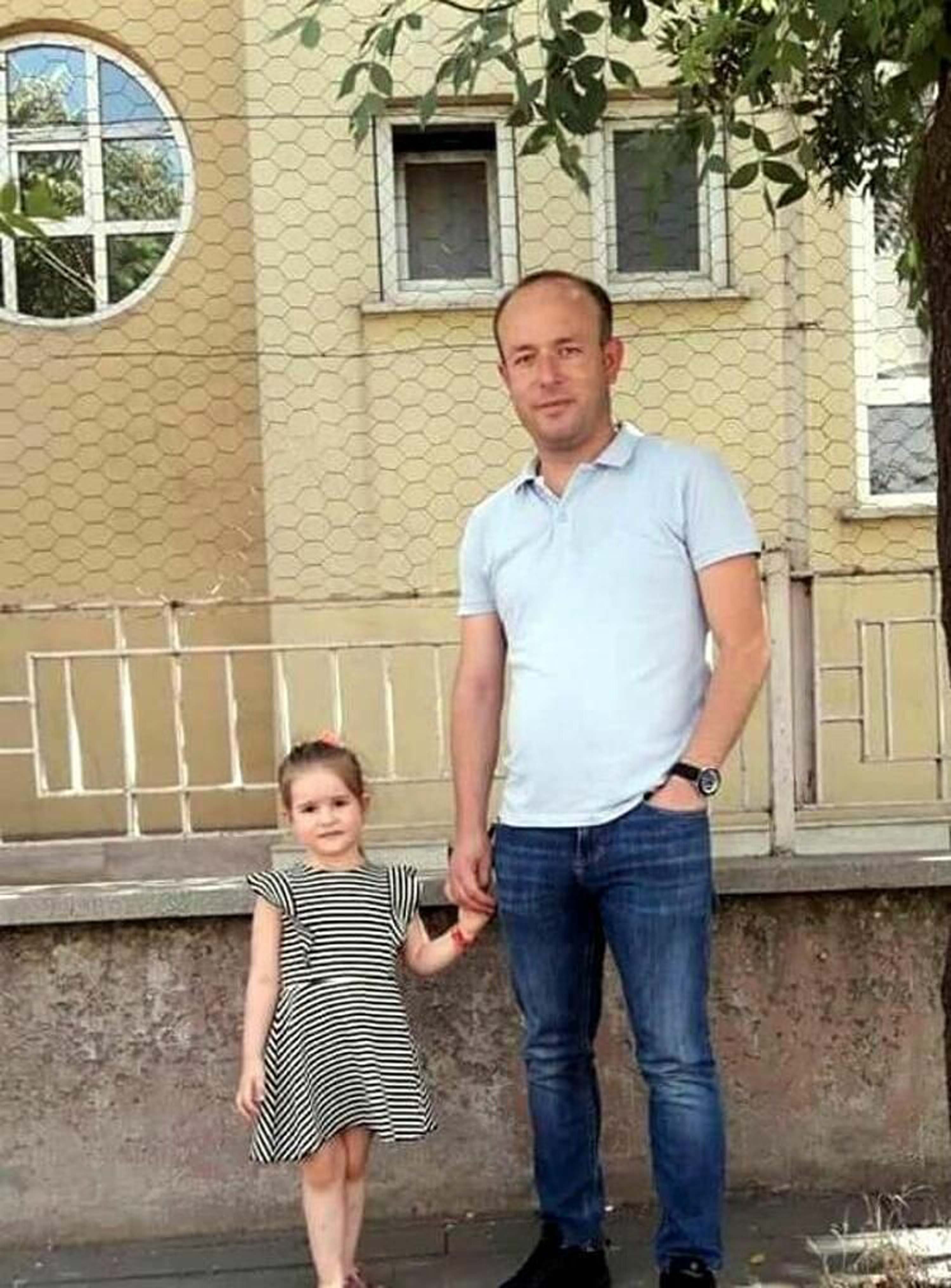 Özel Harekat polisleri ve çocuklar