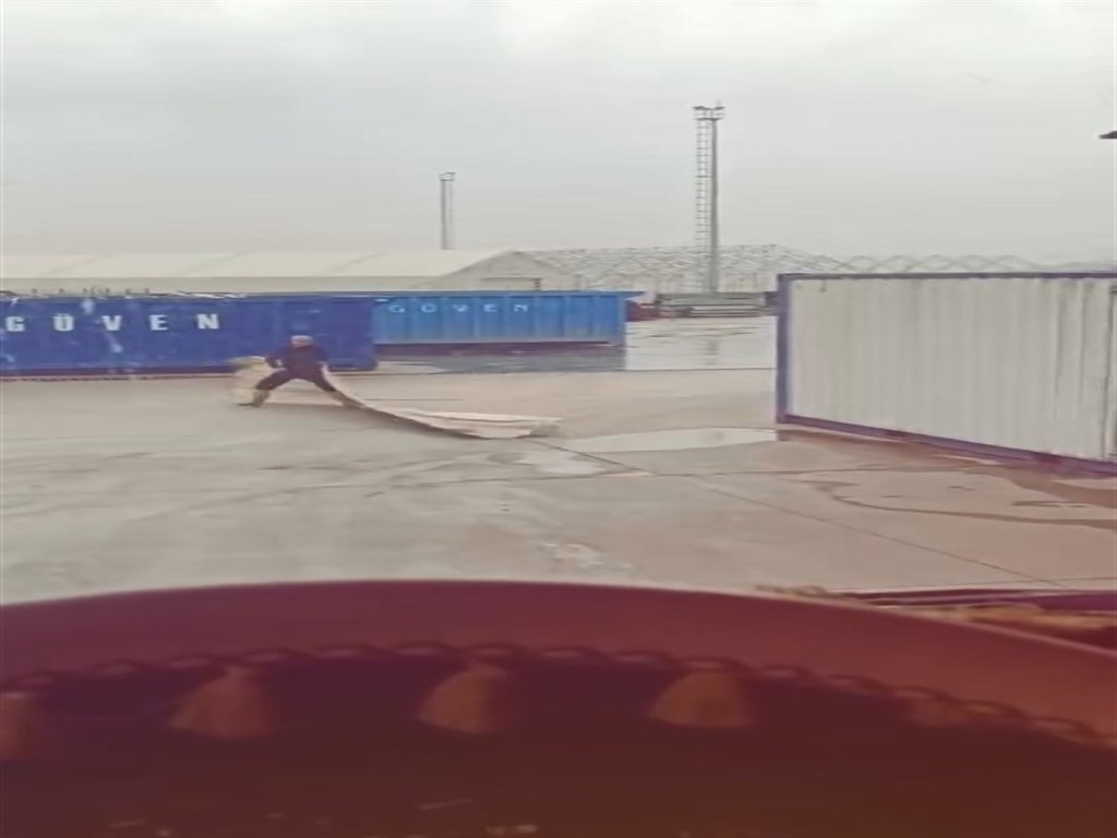 Fırtına sonrası okul