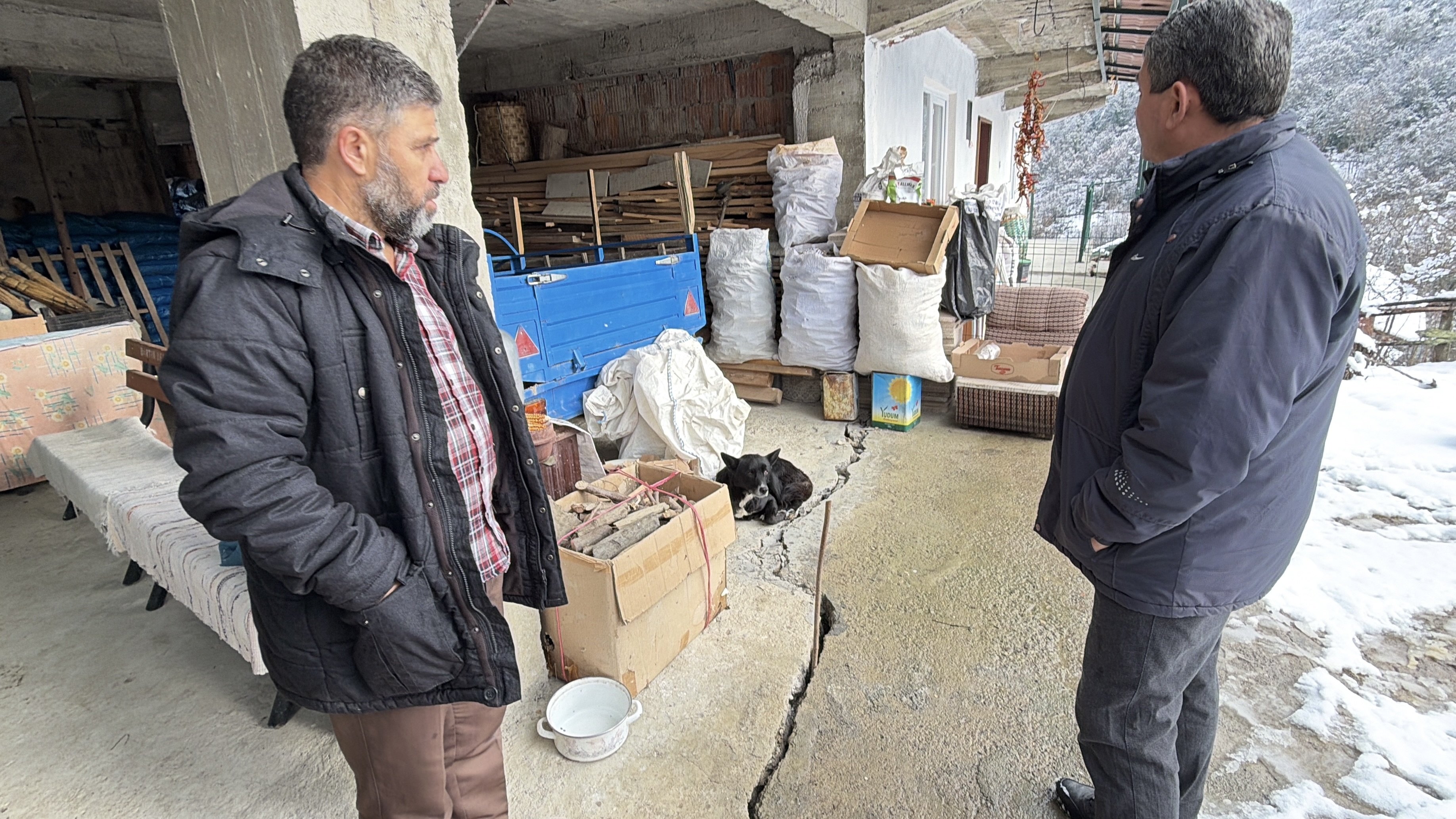 Bartın heyelan ev çatlakları