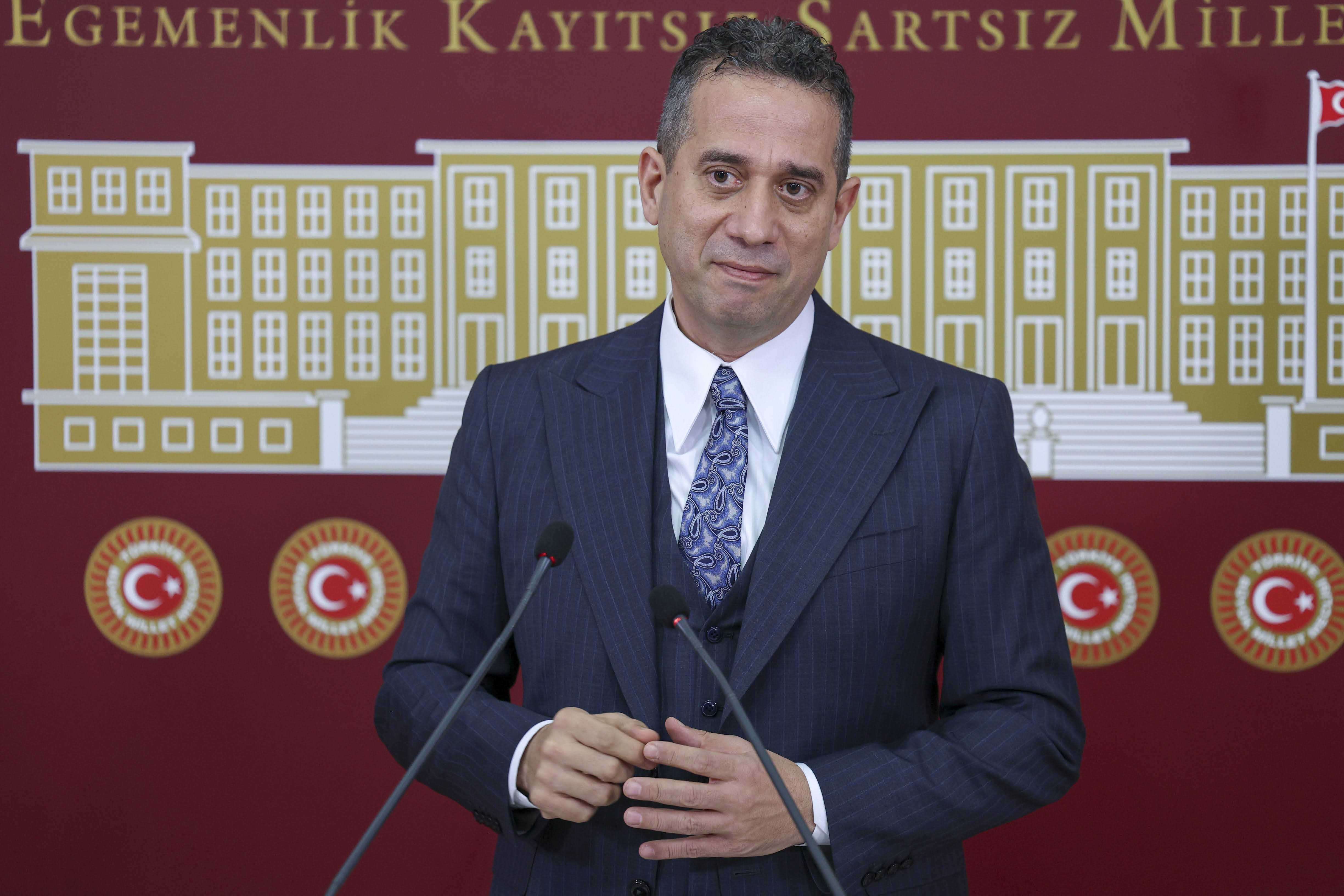 CHPli Ali Mahir Başarır TBMMde Basın Toplantısı