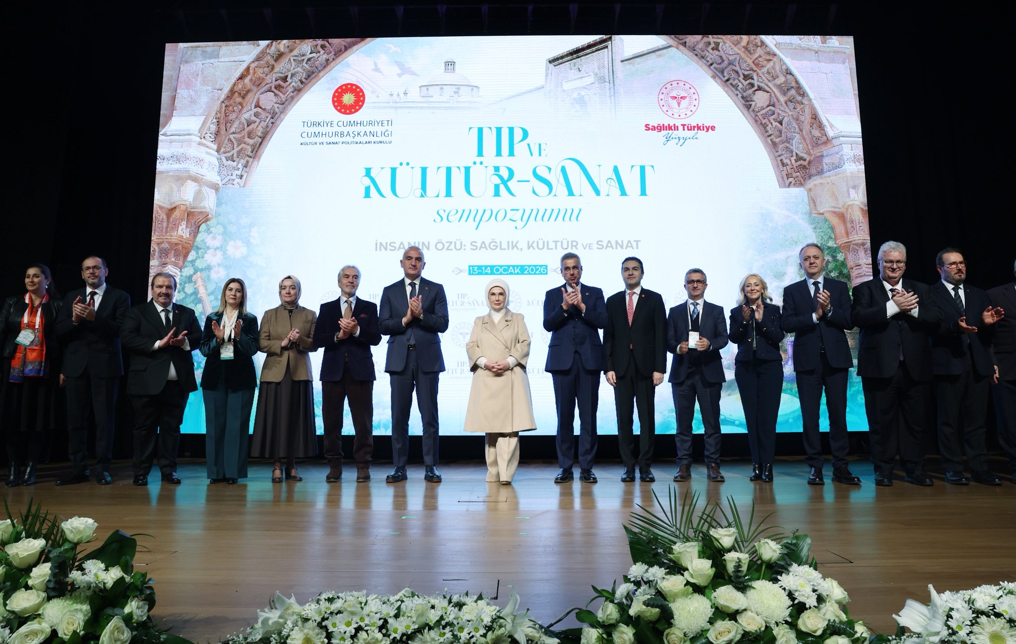 Tıp ve Kültür-Sanat Sempozyumu Katılımcıları