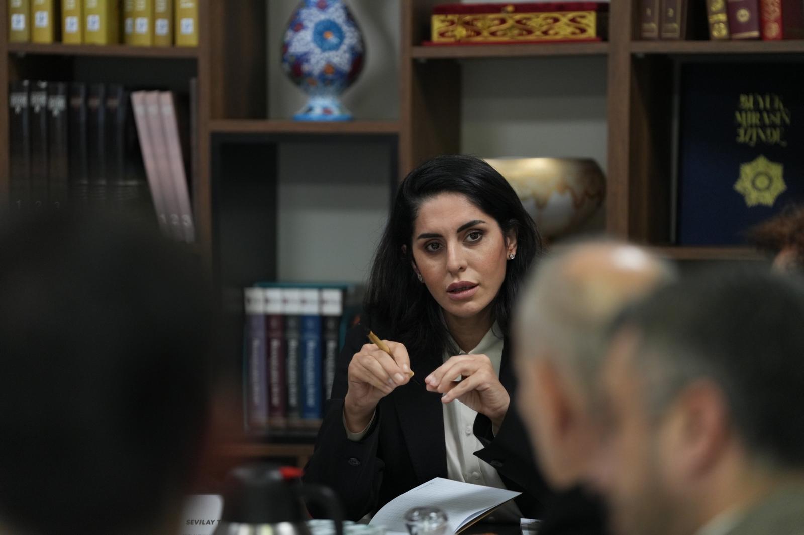 Sevilay Tuncer AK Parti toplantısı