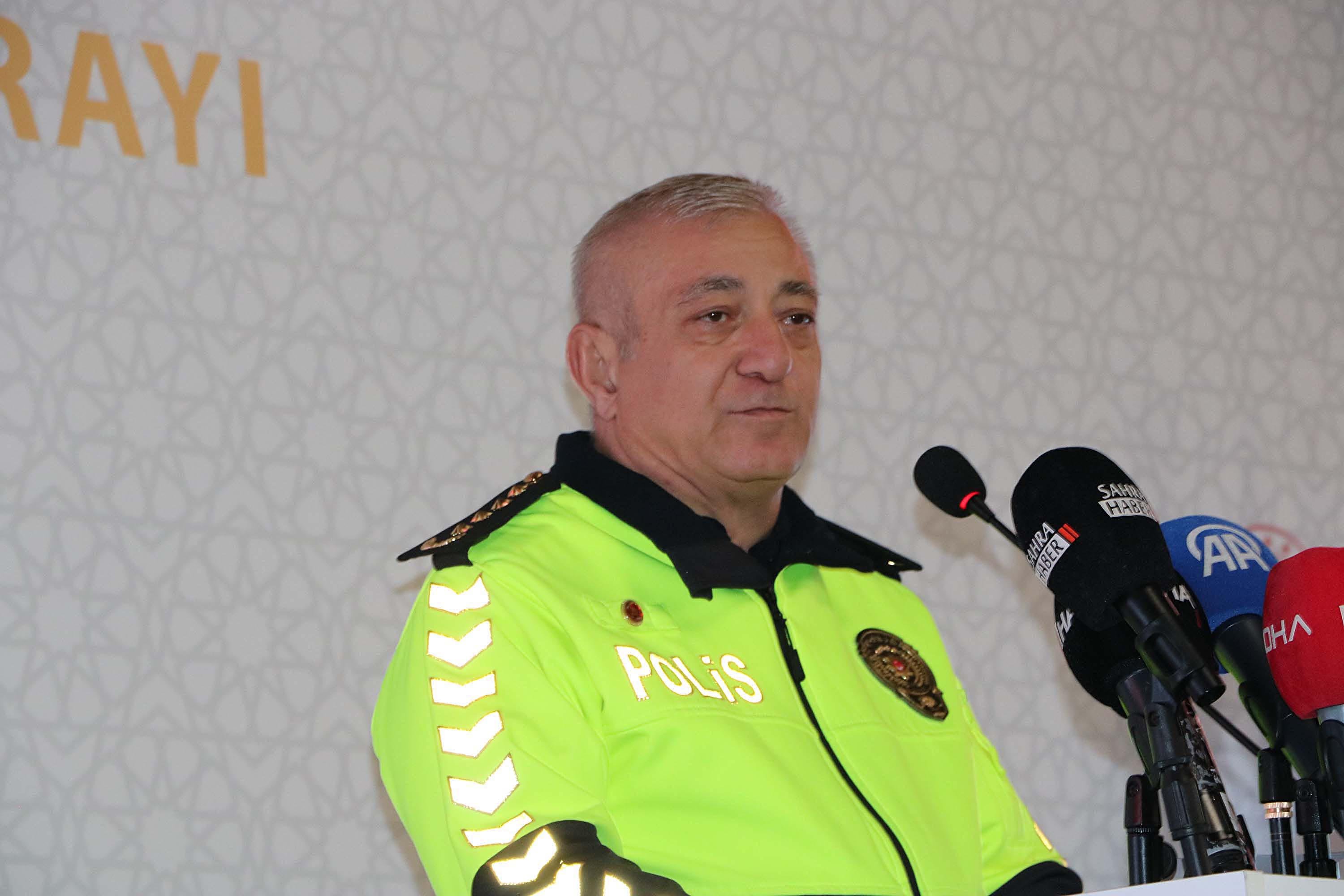 Adalet Bakan Yardımcısı Niyazi Acar konuşma yapıyor