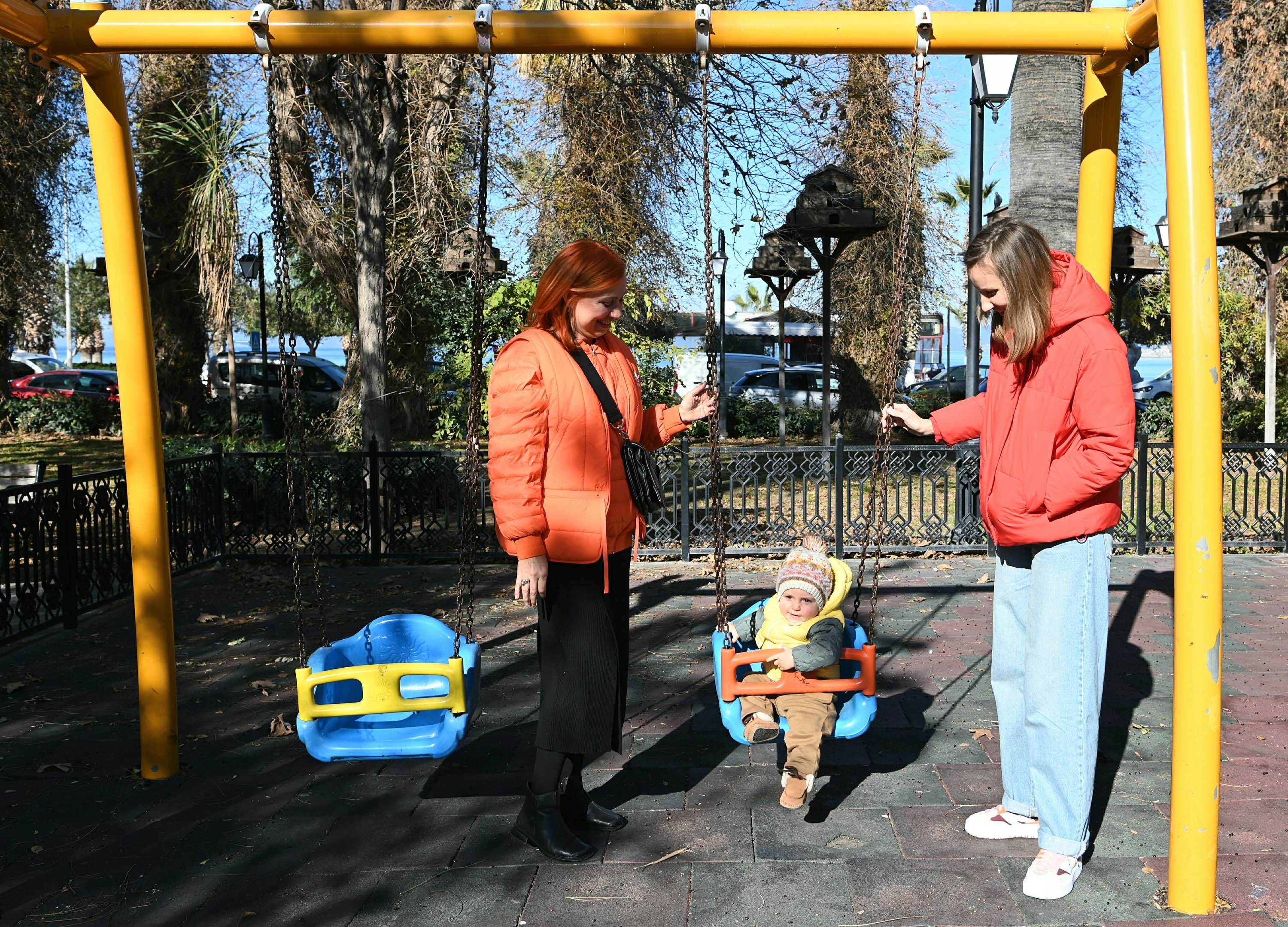 Ukraynalı savaş mağduru aile Kuşadası