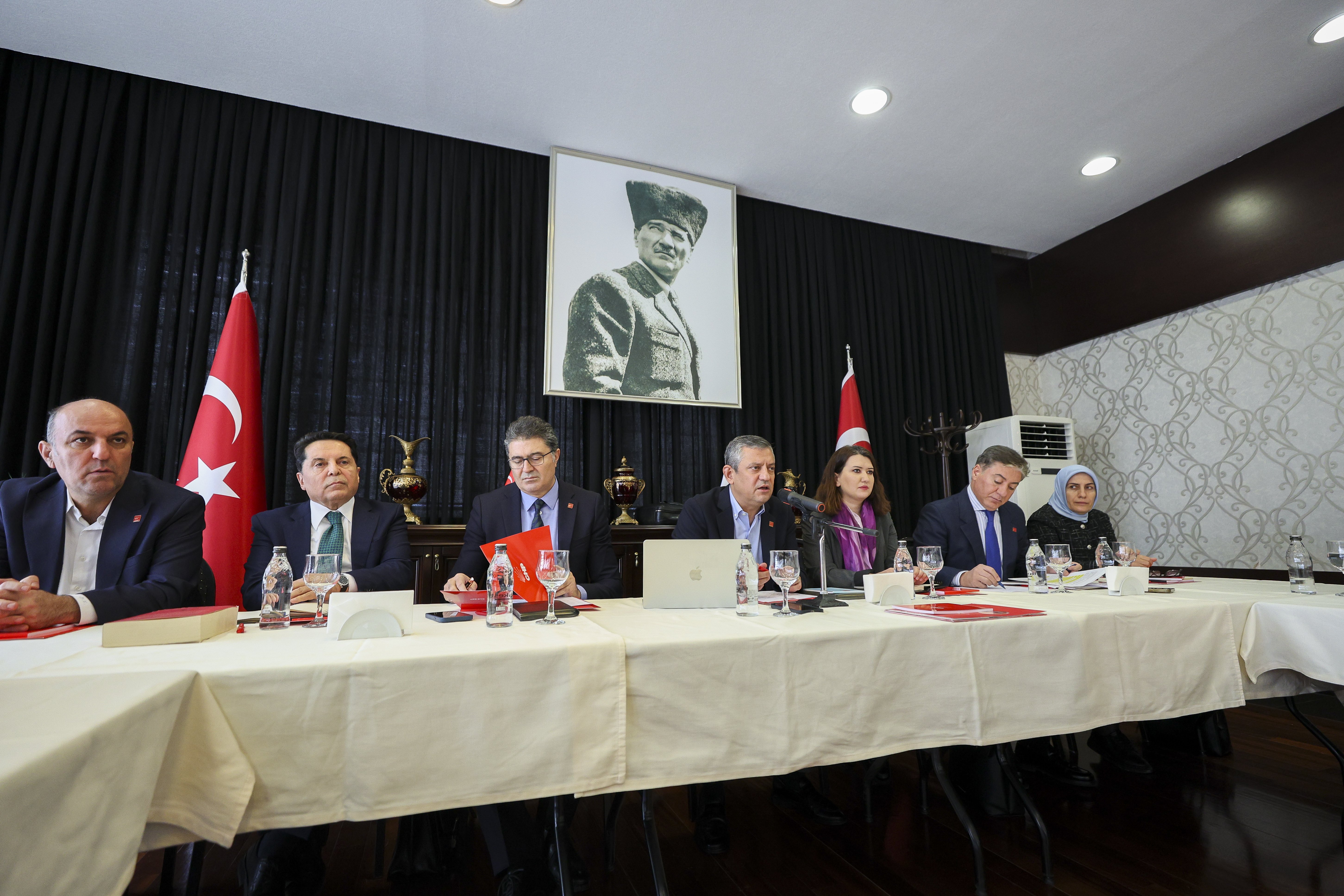 CHP Doğu Güneydoğu İl Başkanları Özgür Özel