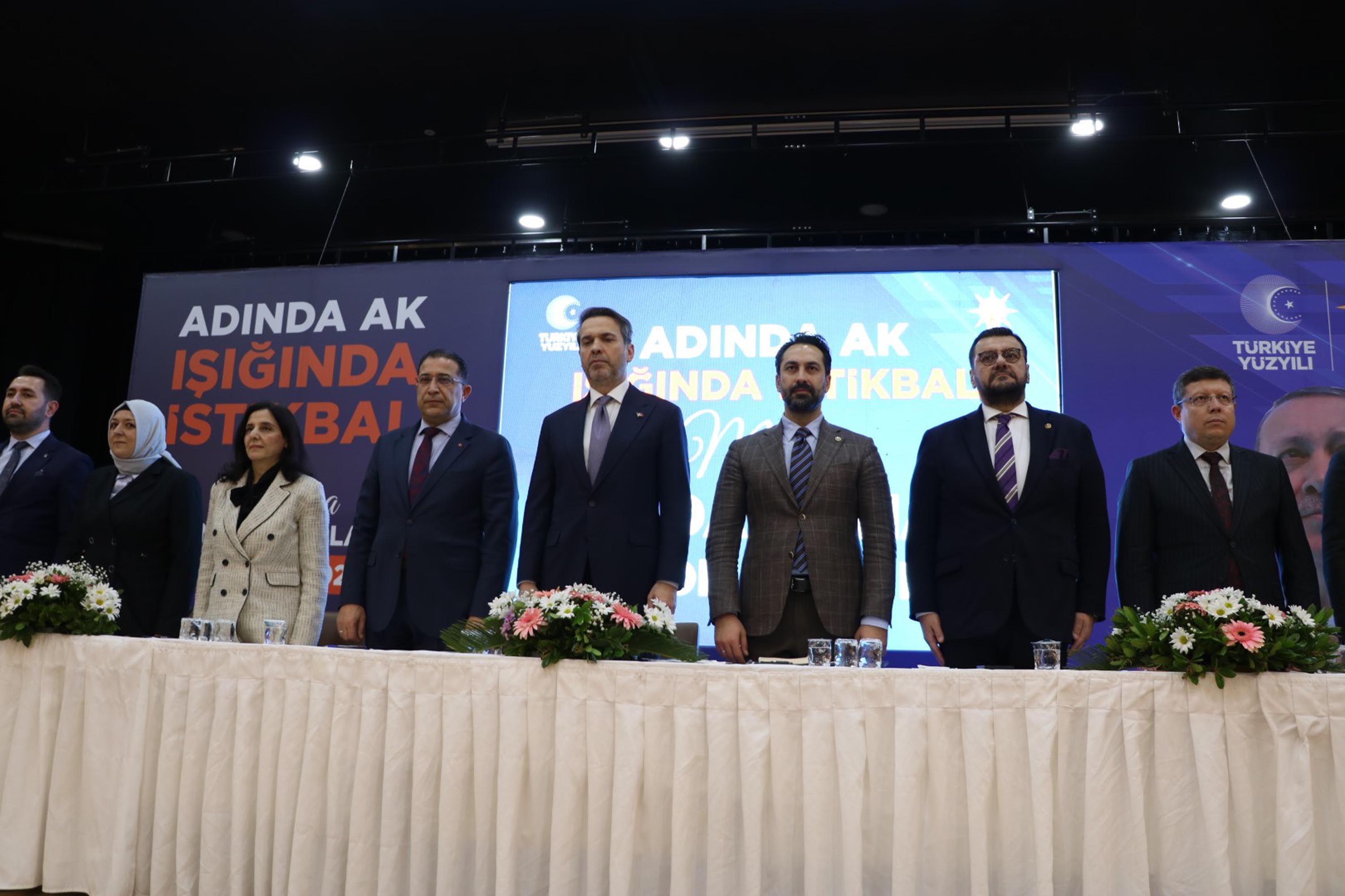 Bakan Bayraktar konuşmasına devam ediyor