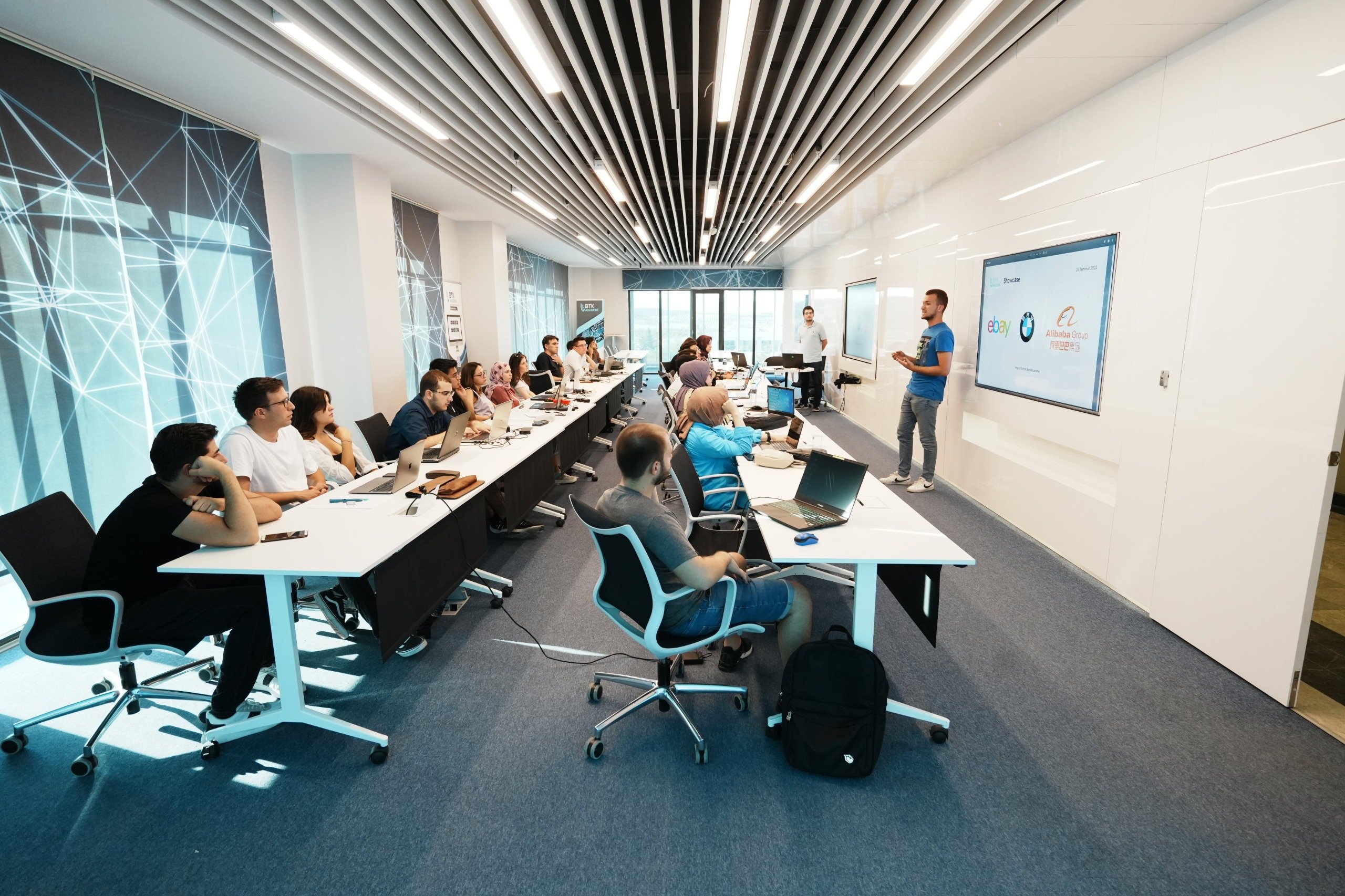 Yapay Zeka Eğitimleri BTK Akademi