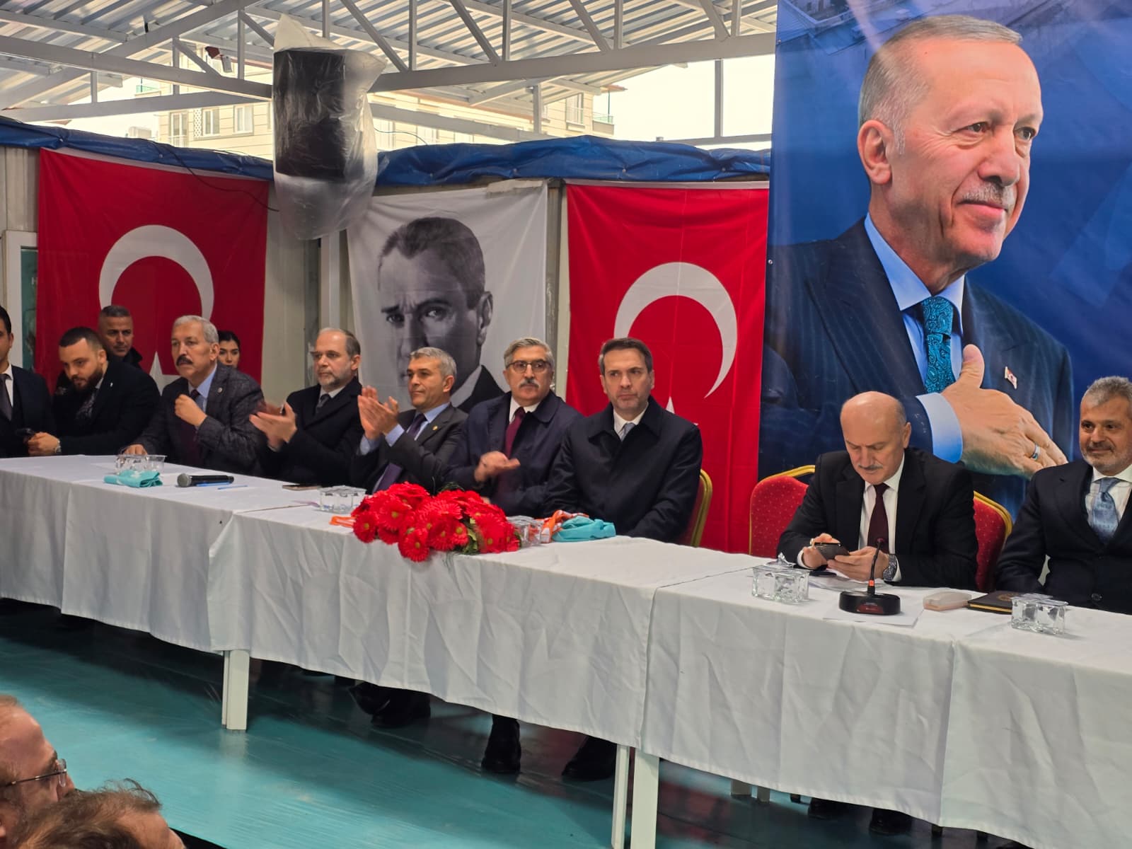 Bakan Bayraktar AK Parti toplantısında