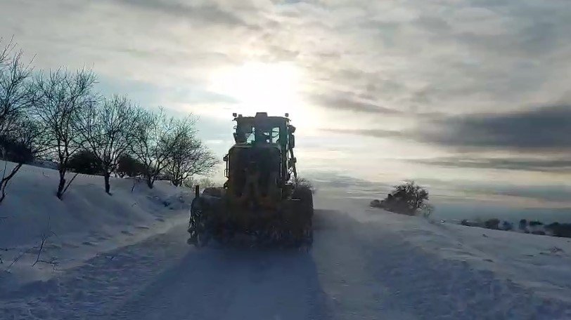 Elazığ kar yağışı köy yolu kapalı