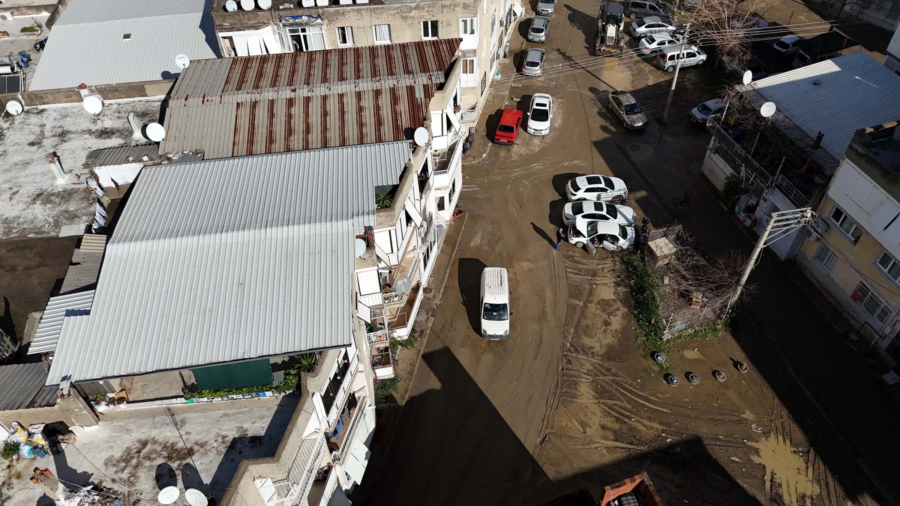 İzmir sel felaketi Bornova su baskını