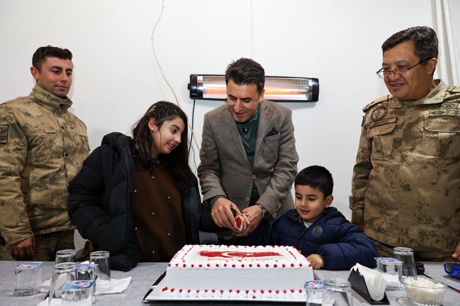 Tunceli Valisi Şefik Aygöl güvenlik kulesi ziyareti