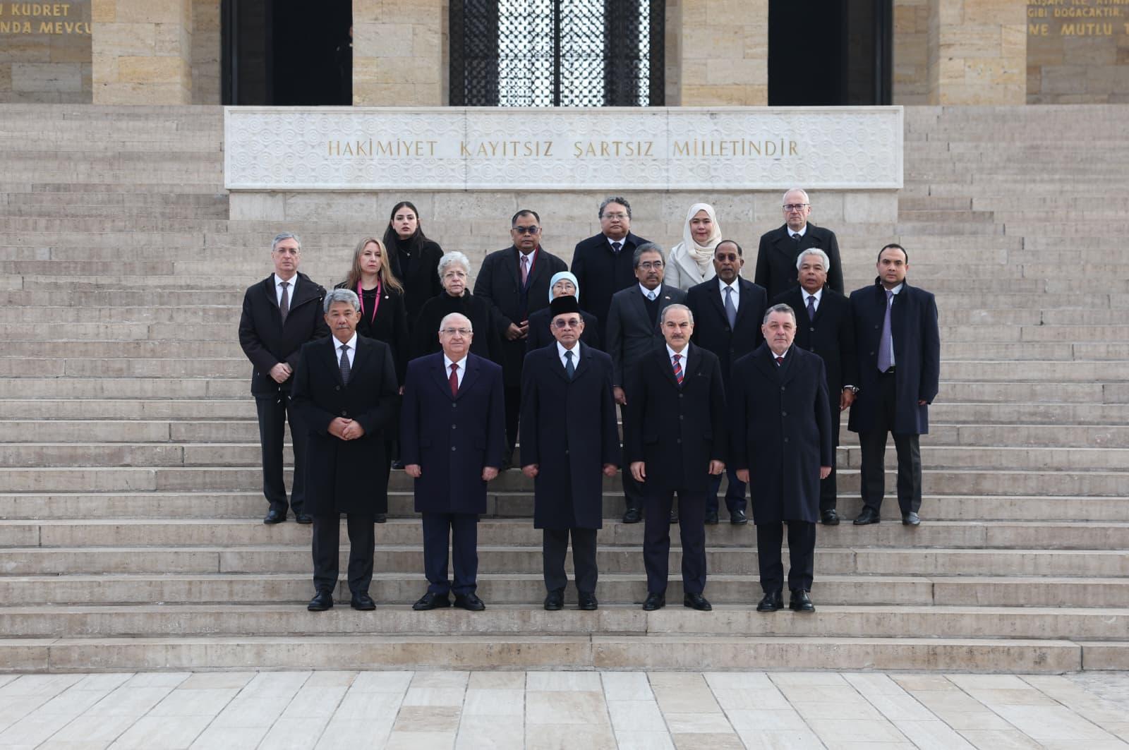 Anıtkabir ziyareti protokol
