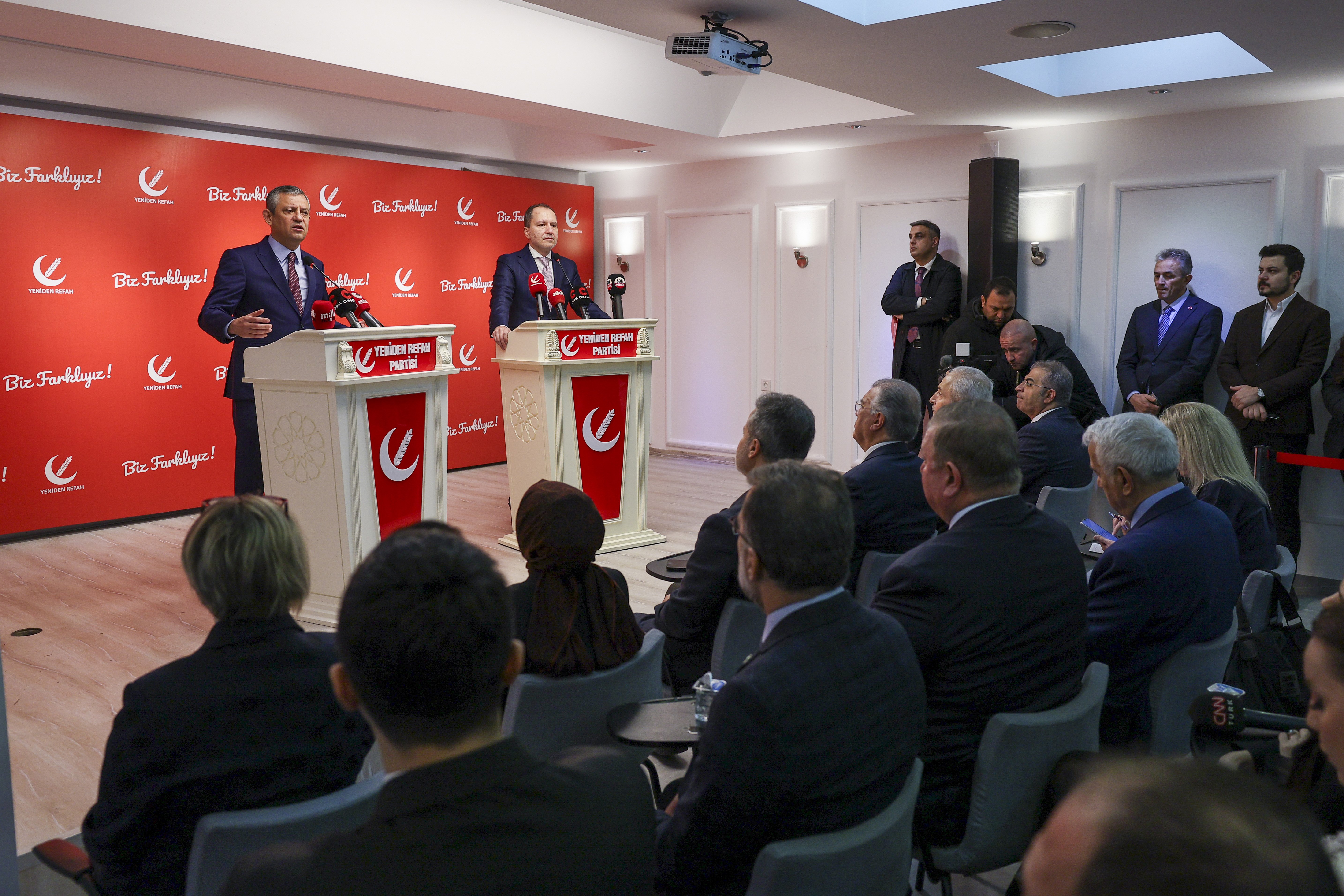 Özgür Özel Fatih Erbakan görüşmesi