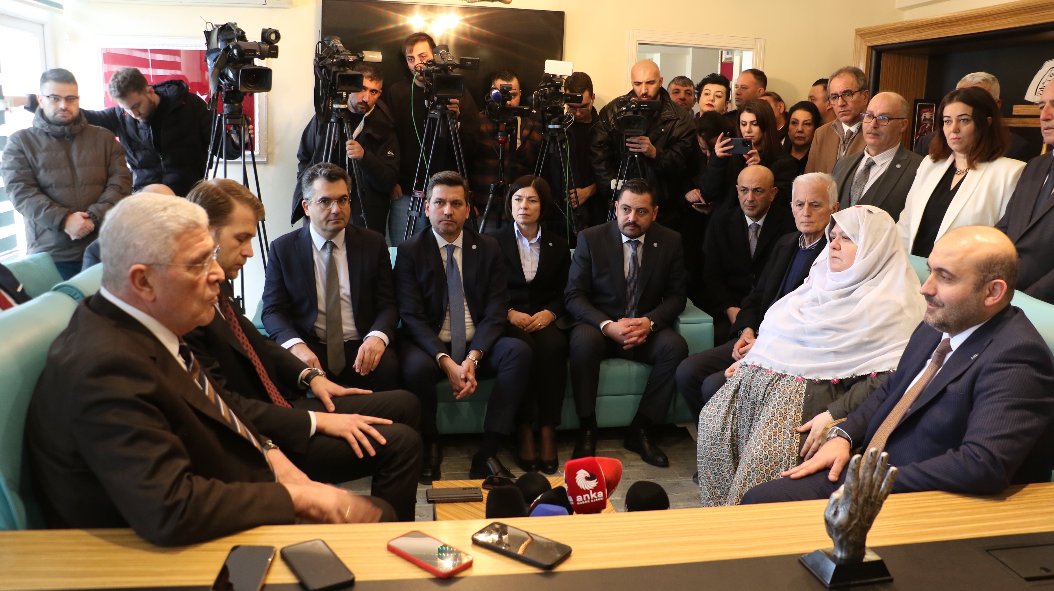 AK Parti milletvekili Emine Nur Günay Mihalgazi ziyareti