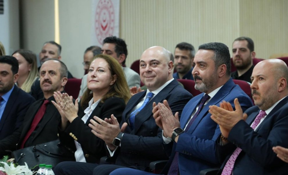 Erdemir Aile Bakanlığı Sanat Protokolü İmza Töreni