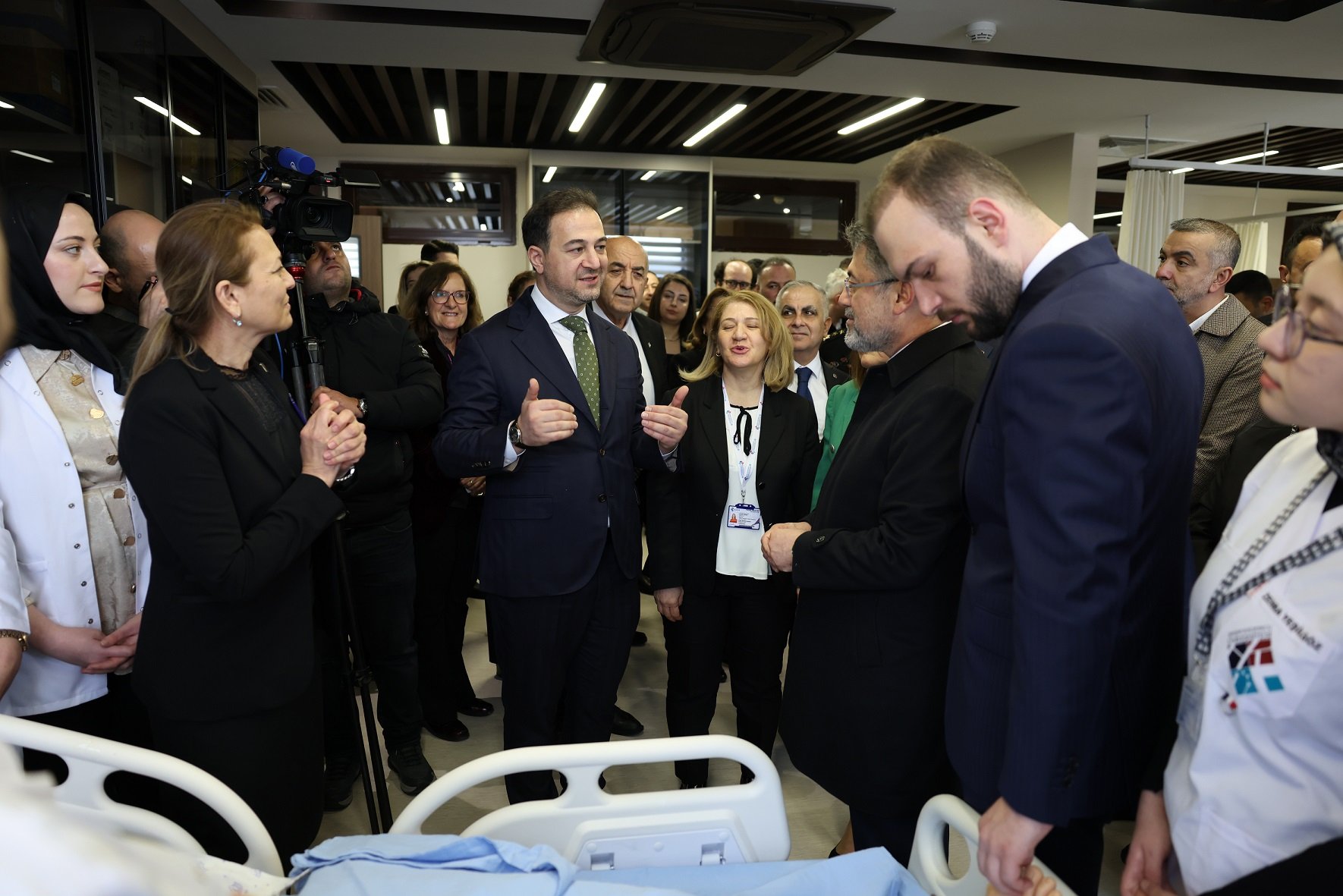 Bakan Yumaklı HKÜ Çevre Araştırma Merkezi Ziyareti