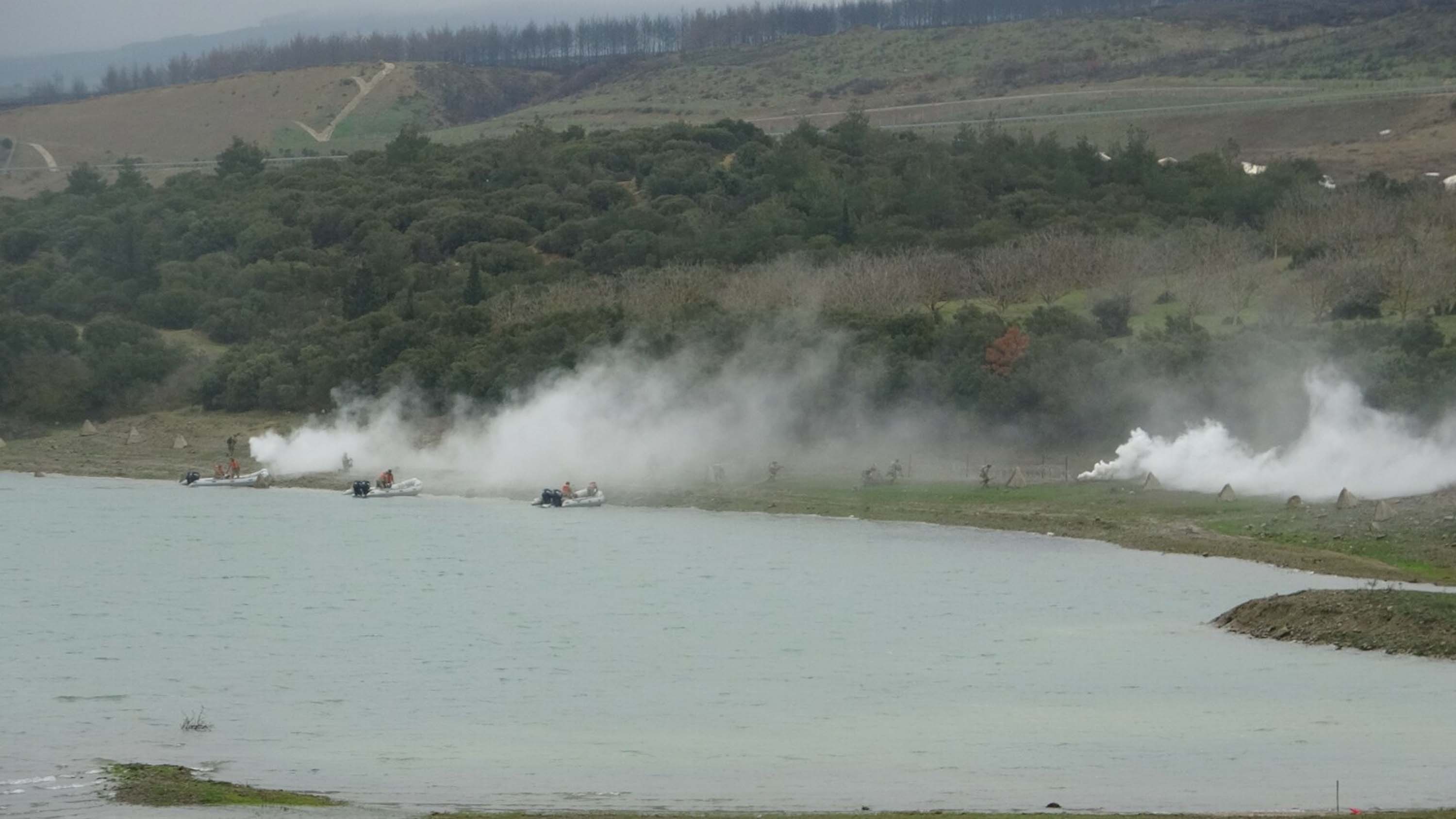 TSK Durgun Sulardan Geçiş Eğitimi Çanakkale