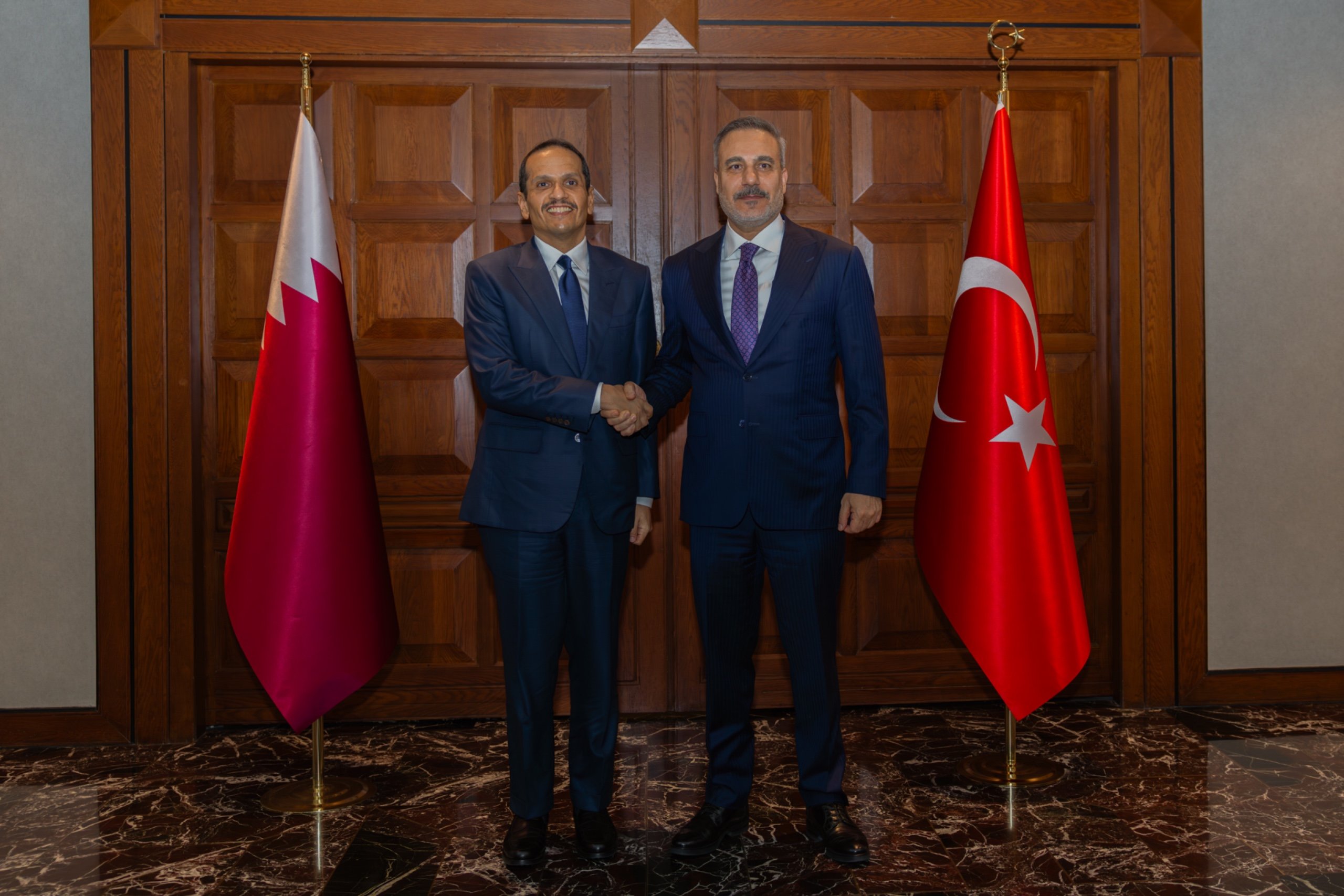 Dışişleri Bakanı Hakan Fidan Katar Başbakanı Al Thani ile görüşüyor