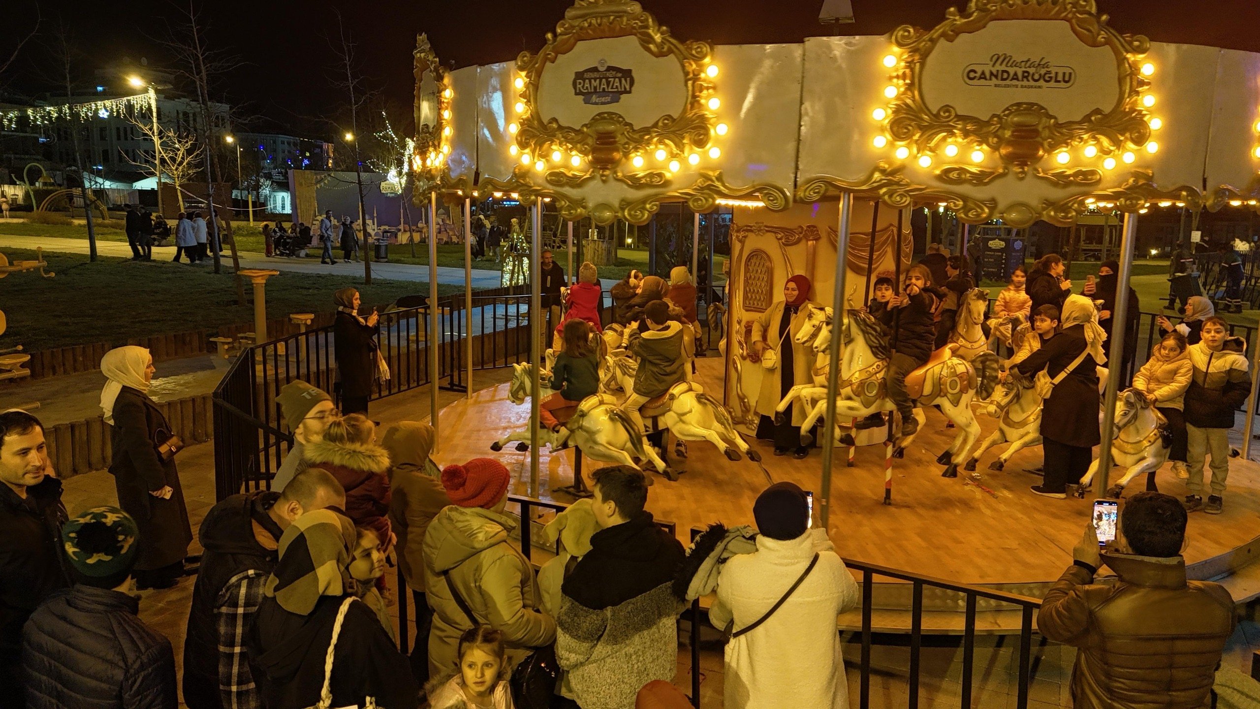 Arnavutköy Ramazan Hediye Dağıtımı