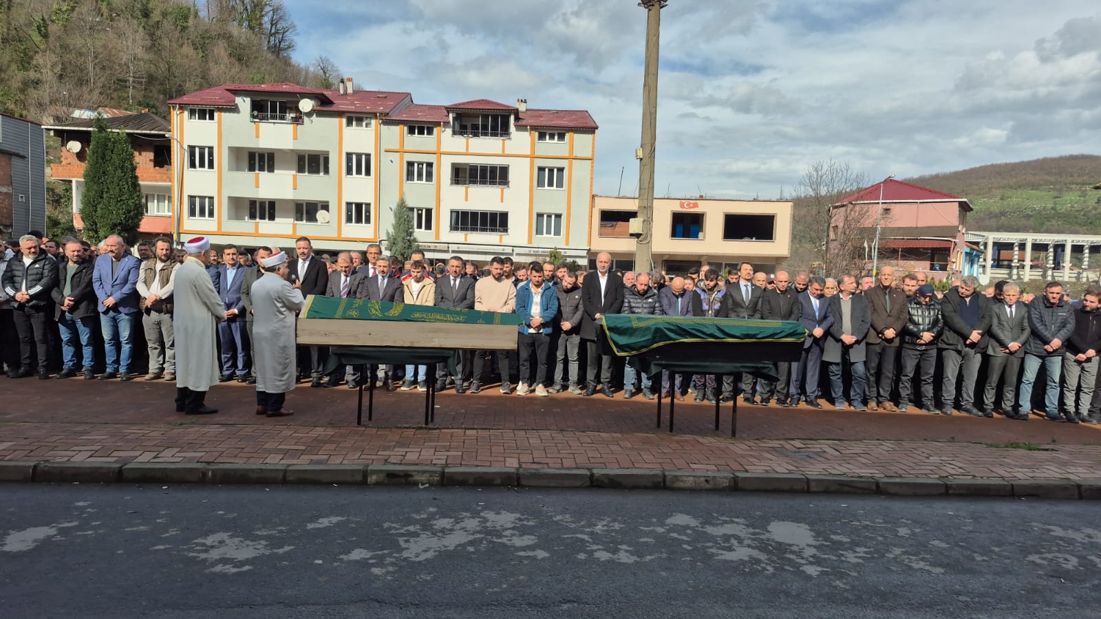 Ziya Kiret maden işçisi cenazesi